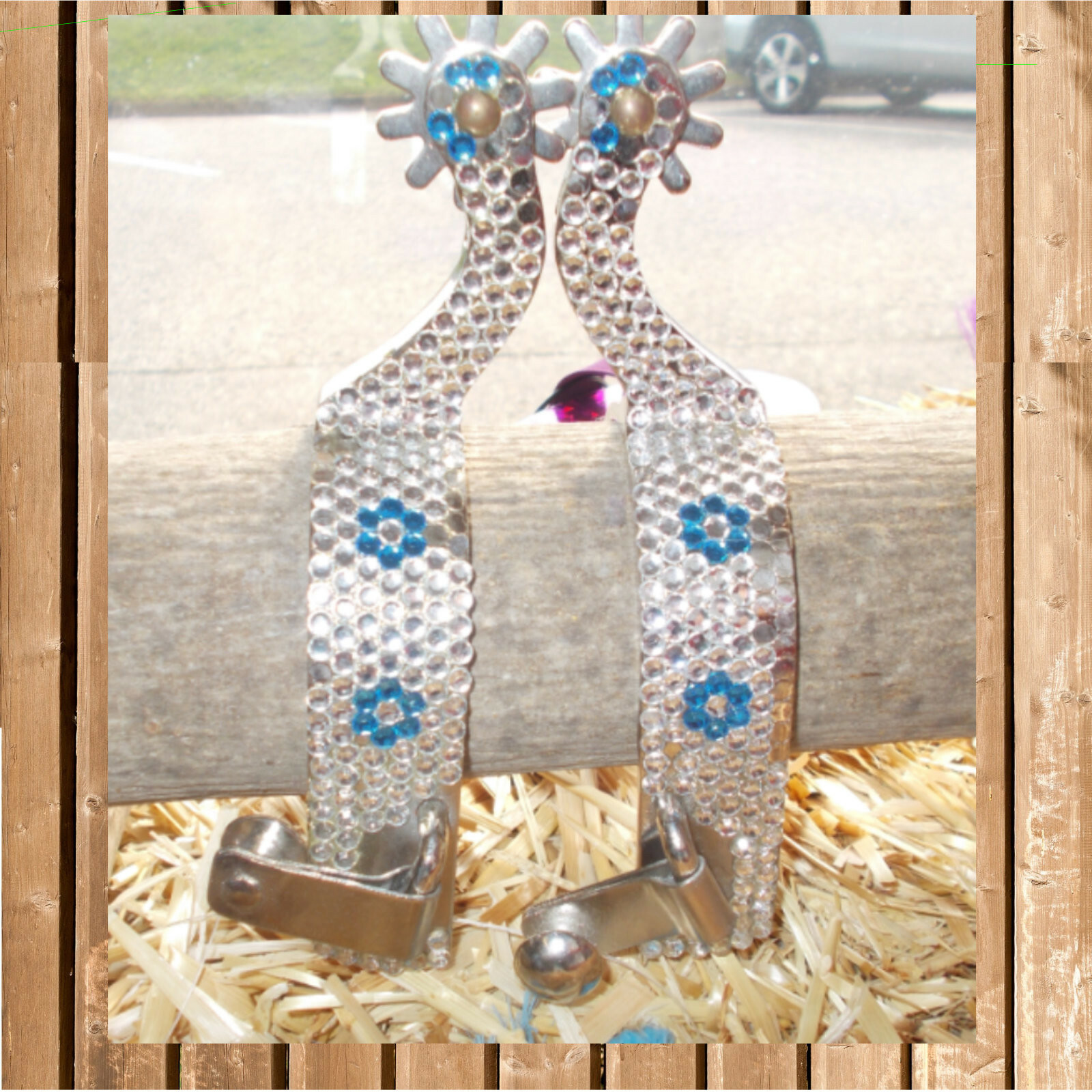 Western Spurs Rhinestones, Western Spurs with Rhinestones, Western Spurs, Flaws