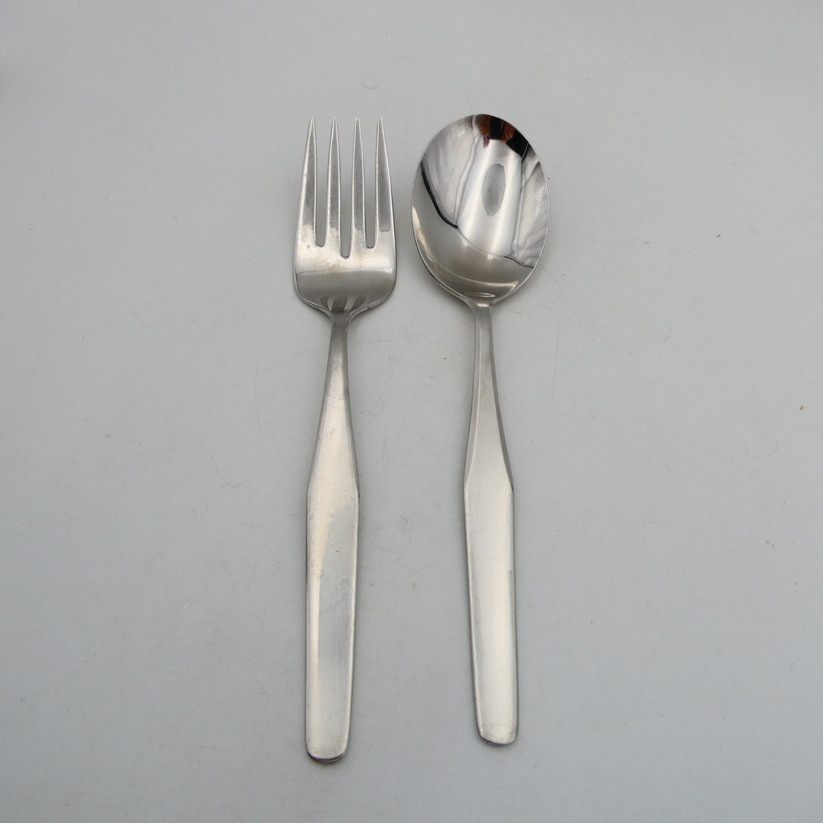 Wallace NORTH SHORE Stainless Steel Serving Spoon and Fork 8 inch