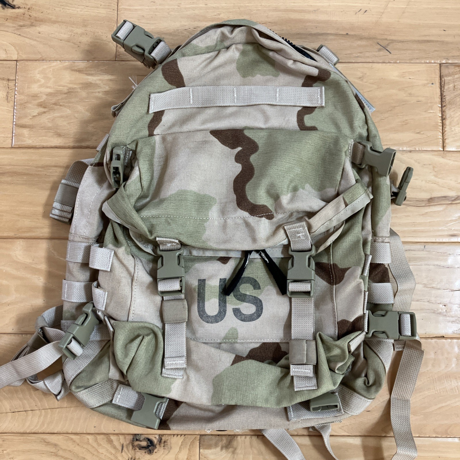 NICE! USGI Military DCU 3 Color Desert Camo 3-Day Assault Pack Backpack GWOT