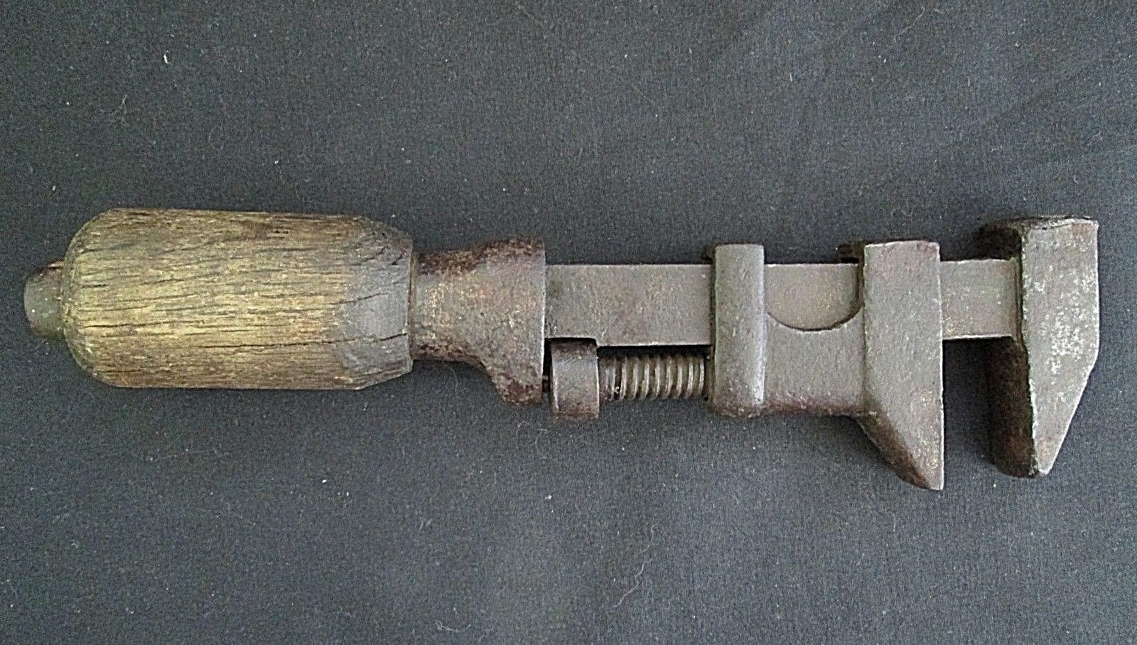 Vintage 10" GIRARD Monkey Adjustable Pipe Wrench with Wood Handle Girard, PA USA