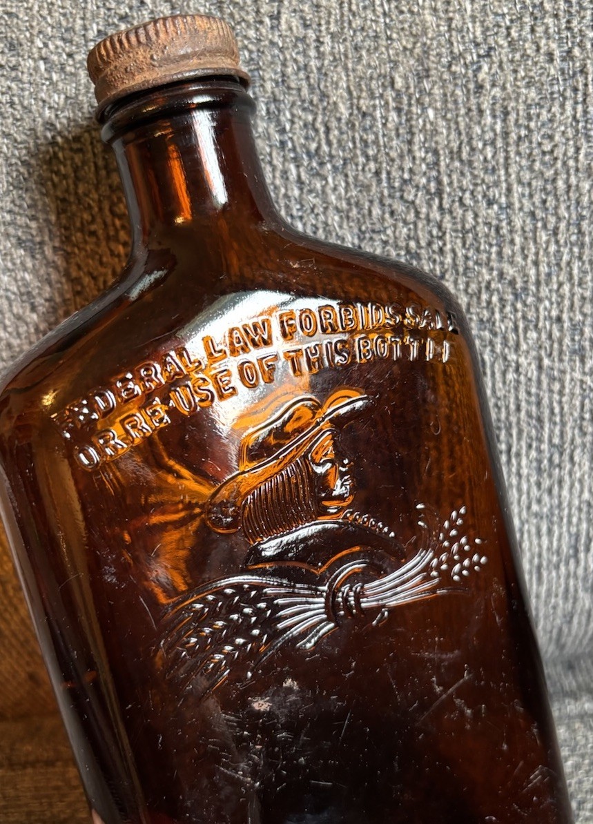 Vintage Brown Amber FEDERAL LAW FORBIDS SALE OR REUSE OF THIS BOTTLE With Cap