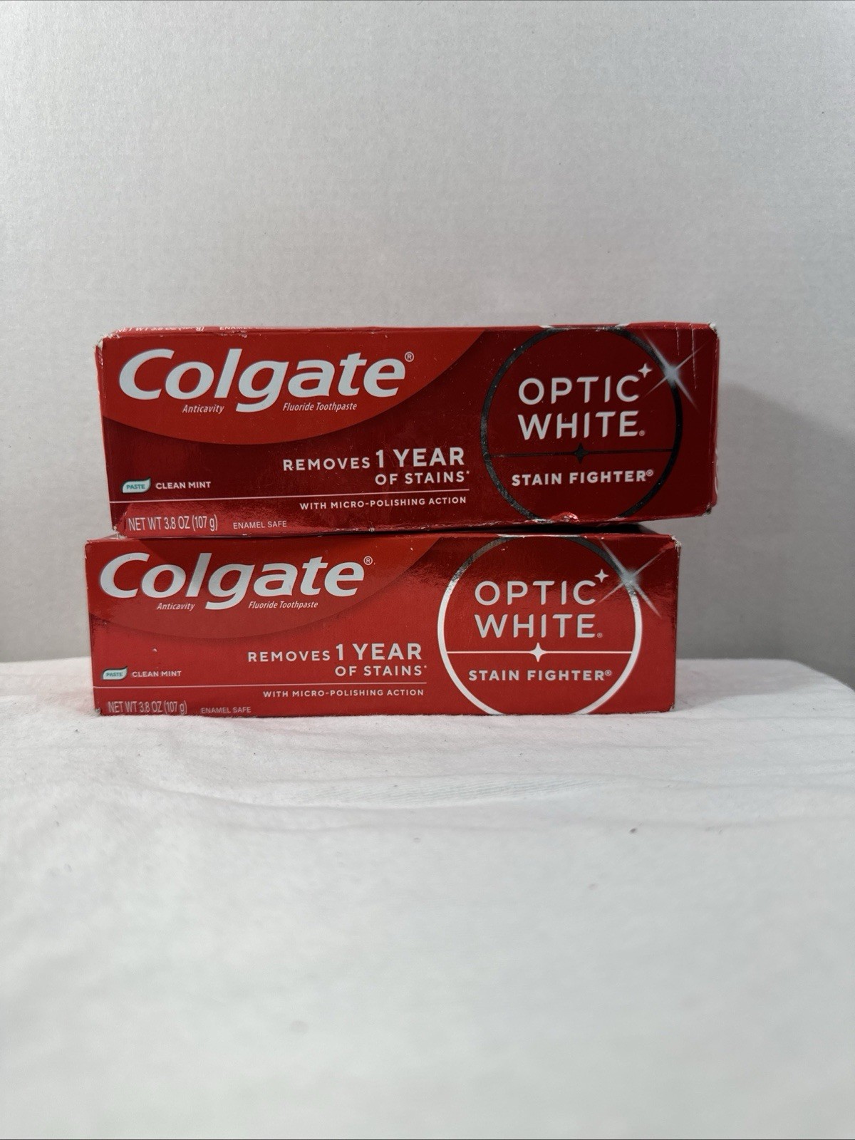 2-Colgate Optic White Stain Fighter Toothpaste Clean Mint 3.8 oz Teeth Whitening