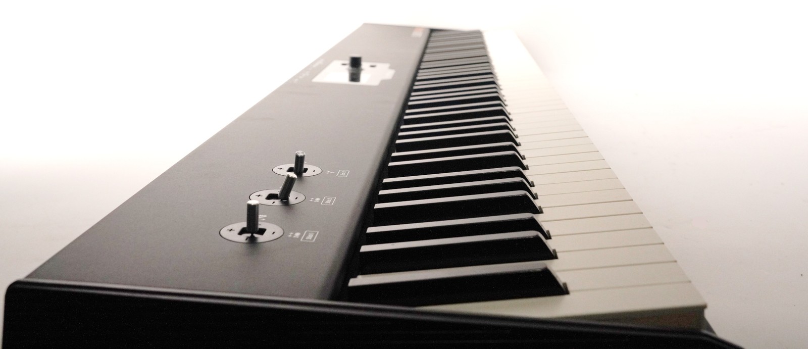 Studiologic SL88 Grand 88 Key Keyboard Controller
