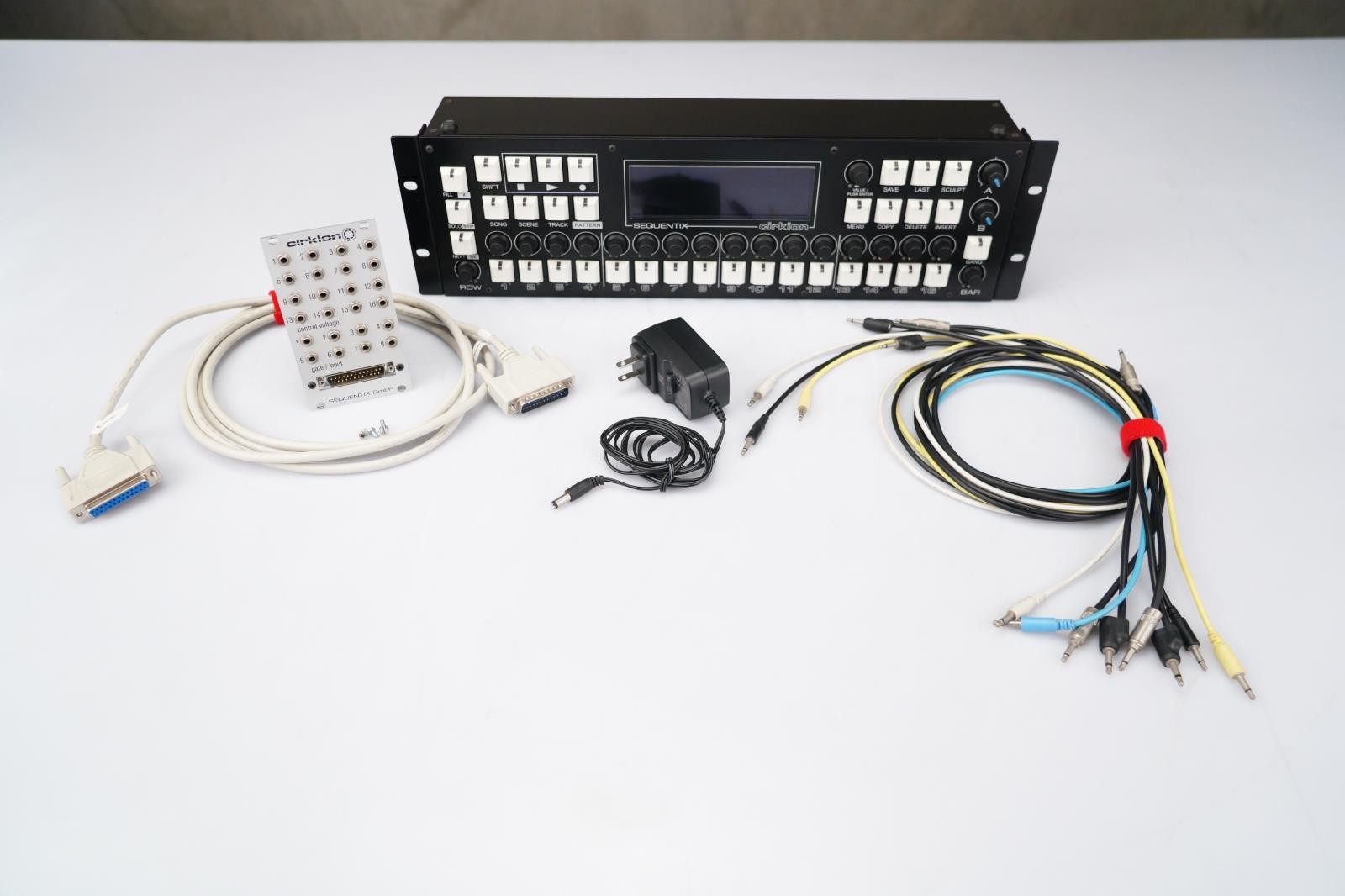 Sequentix Cirklon Sequencer & Analog Bus Eurorack Breakout Module #58932