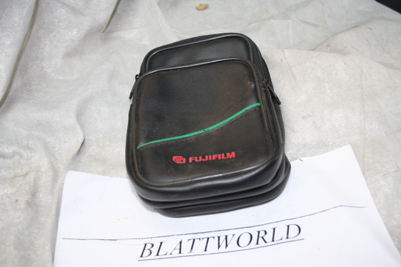 NEW FUJI FUJIFILM PADDED CASE 6X31/2X21/2" with OUTSIDE POCKET BELT LOOP