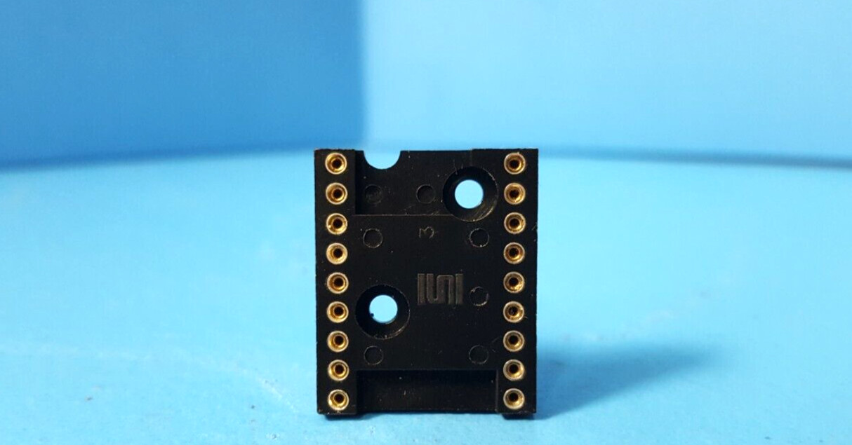 (2 Pieces) IC Socket, IC-618-SGT, SAMTEC, 18 PIN, SCREW MOUNT DIP, 0.6'