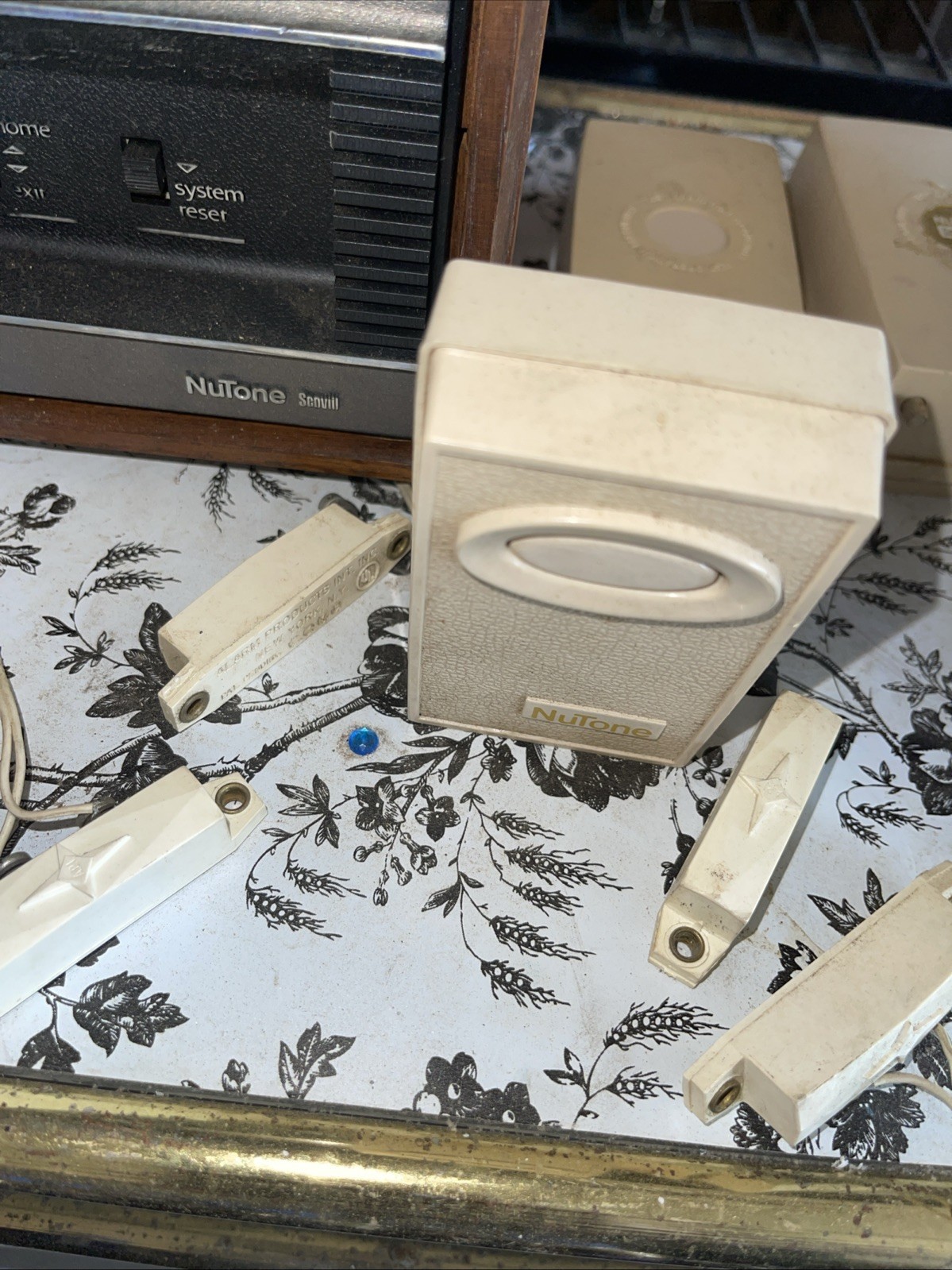 Vintage Nutone Wireless Security Alarm System S-2255 Scovill 1976 Untested!