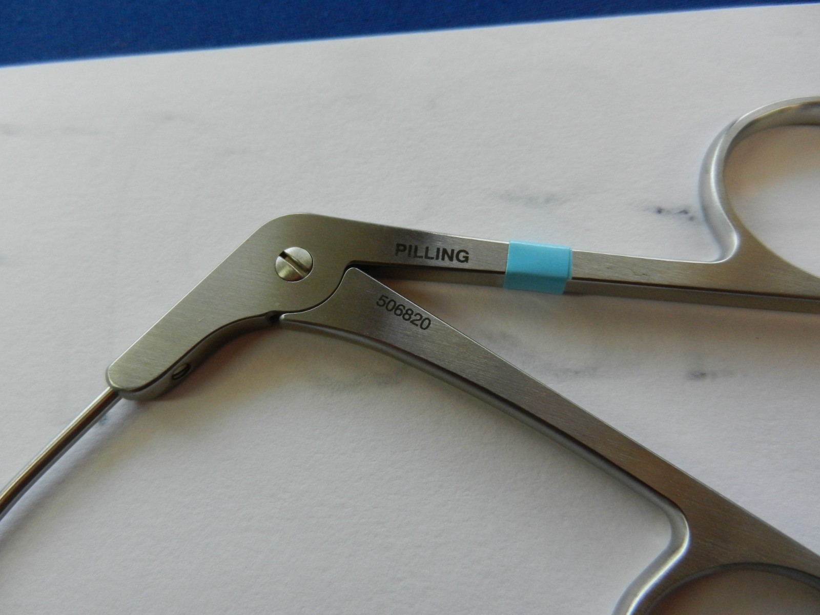 E6834 Pilling 506820 Feder Osoff Down Angled Vertical Micro Laryngeal Scissors