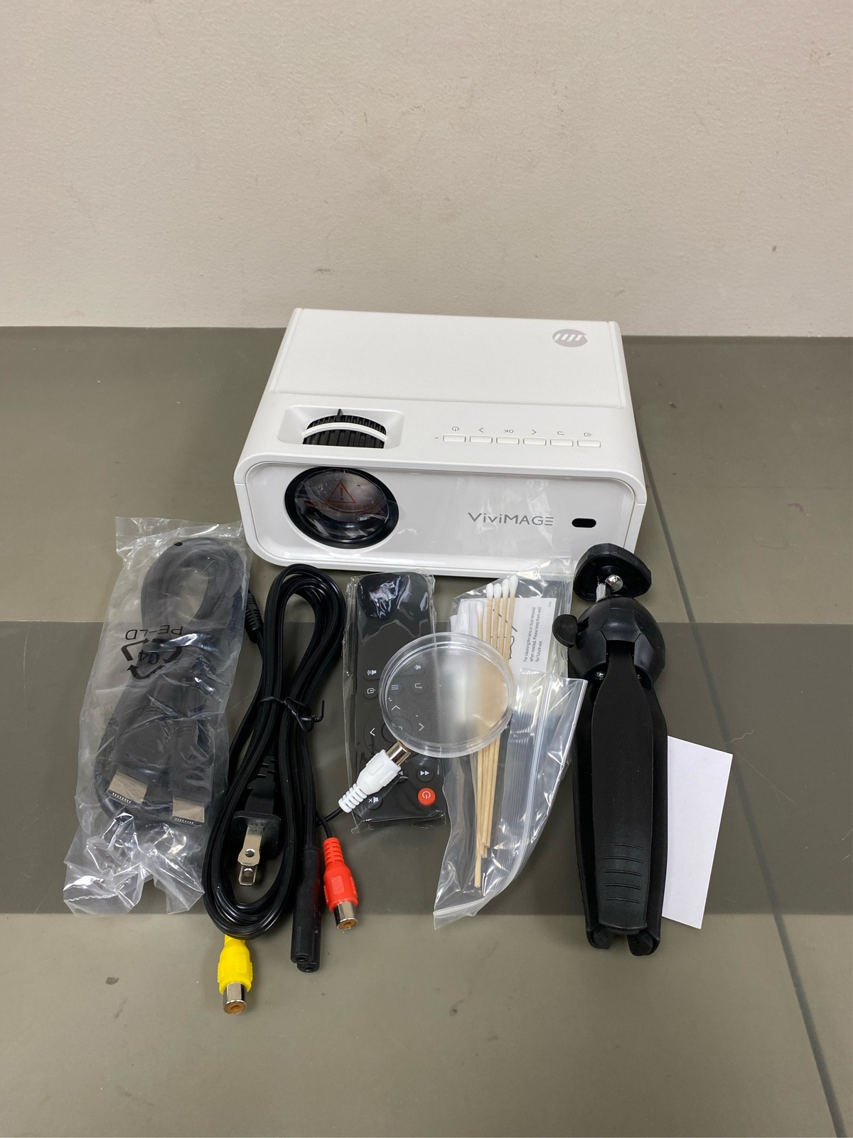 VIVIMAGE Explore 2 Mini WiFi Projector 4500 Lux 1080P Supported Projector 40 0