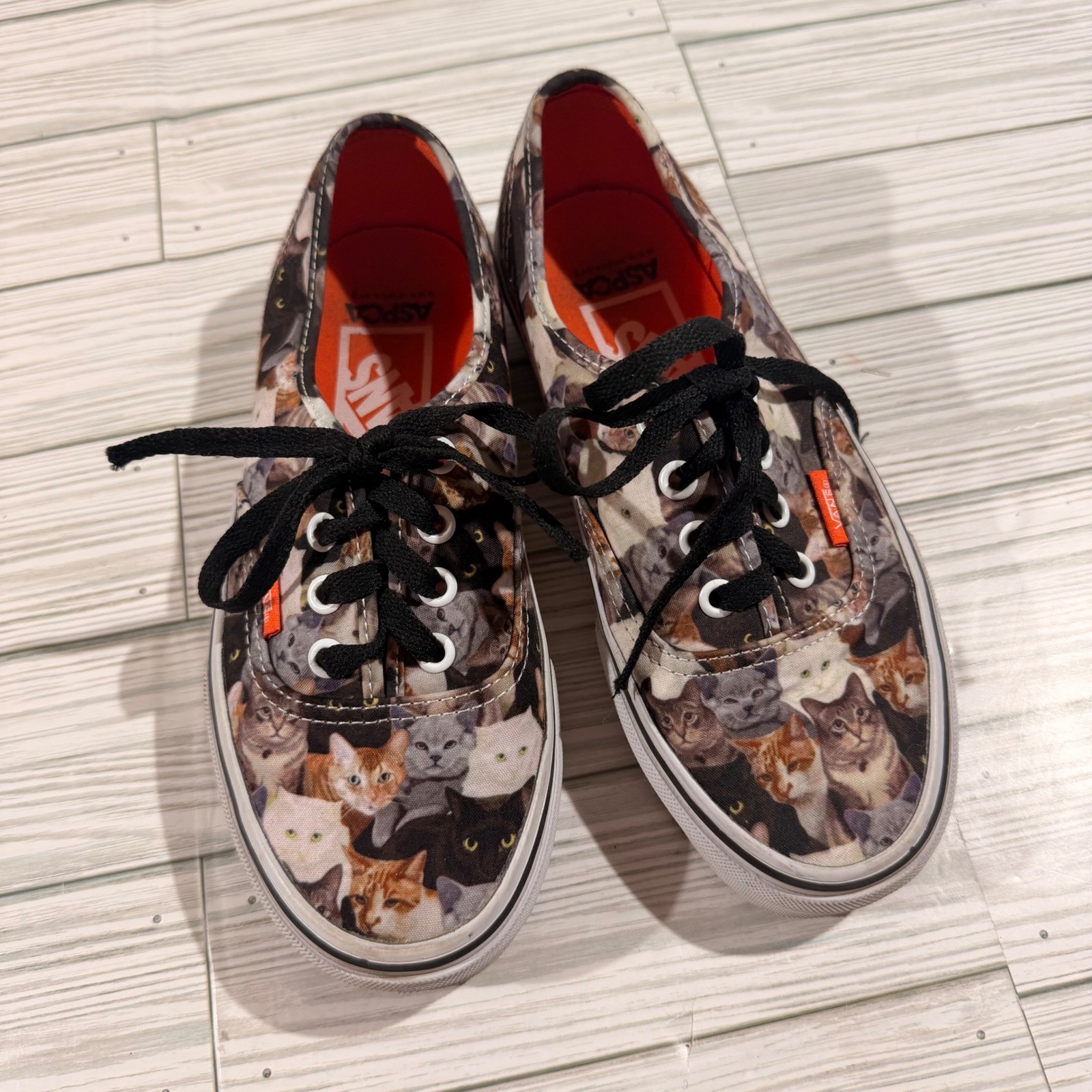 Vans Authentic ASPCA Cat Print Sneakers Youth 4.0 Mens 4 Women 5.5 Low Top Shoes