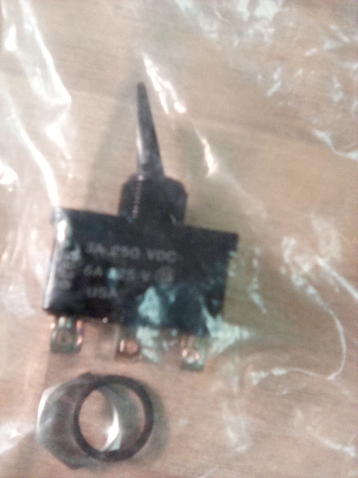 Cutler Hammer 3/6A 125 V Black Lever Toggle Switch
