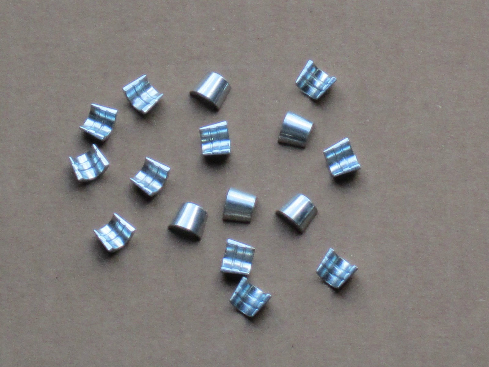 16 VALVE RETAINER KEYS FOR PART 1004512M1 385259R1 46209D 74356080 841370M91