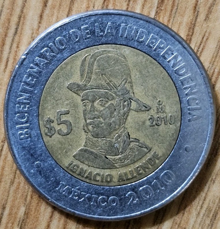 2010 Cinco Five 5 Mexico Pesos Ignacio Allende Commemorative Bicentenario De La