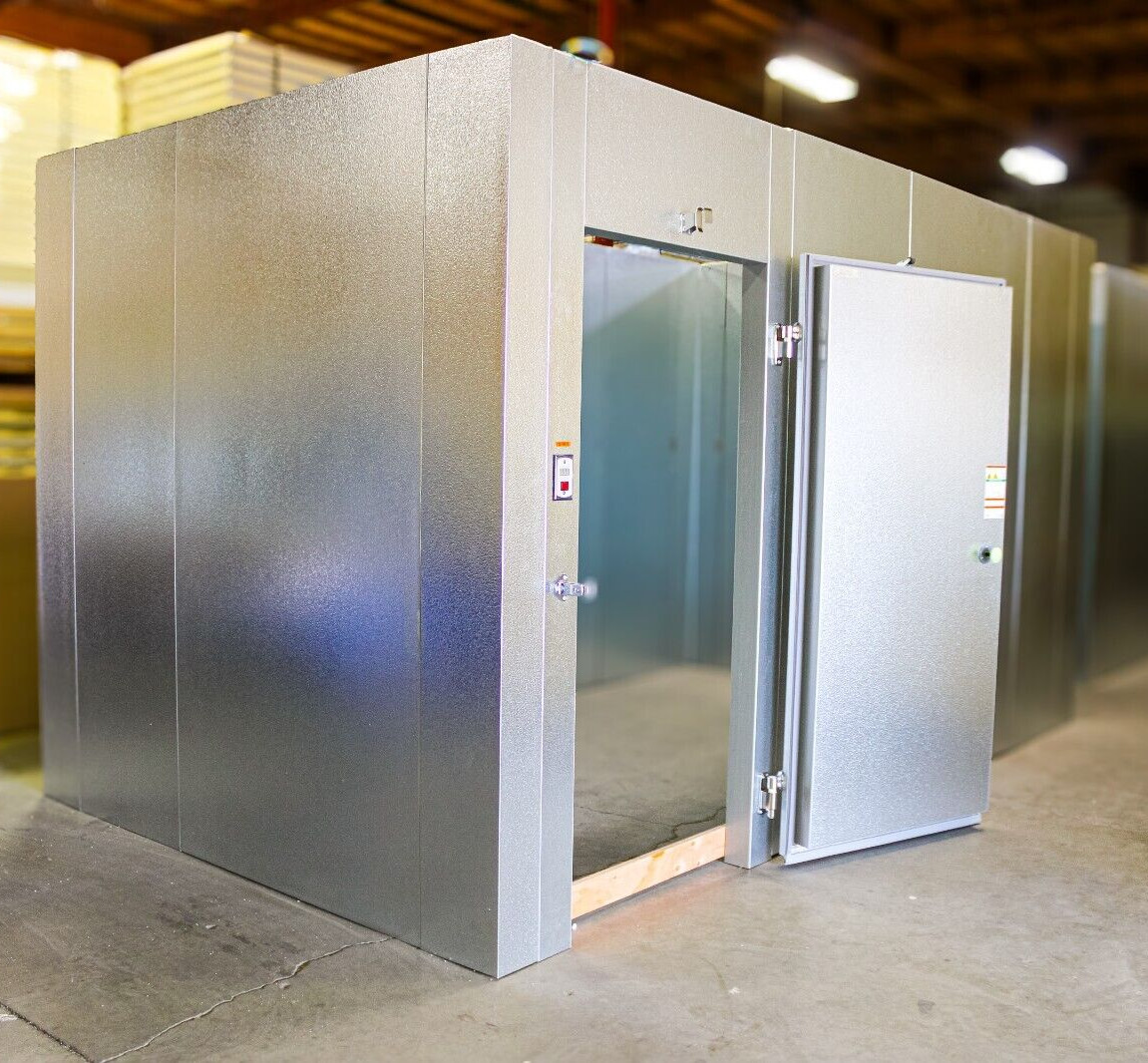 New 8 x 8 x 8 NSF Commercial Walk-in Cooler 100% US Made in Stock...ON $ALE!!!
