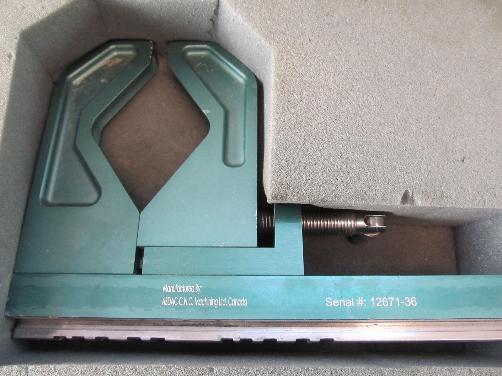 AQUATHERM HEATING PIPE CLAMPING CLAMP FITTING TOOL KIT JIG & STAND in Case