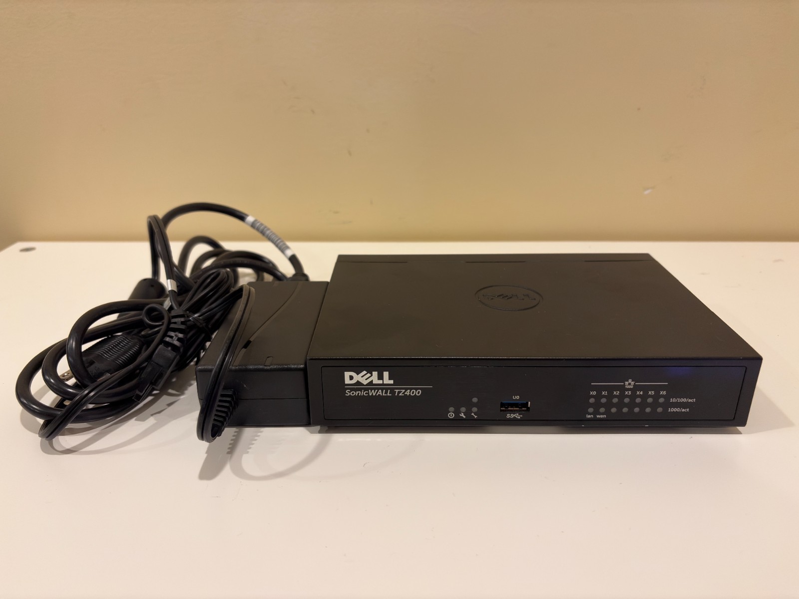 Dell SonicWALL TZ400 Network Security Appliance Firewall Router With Power Cable