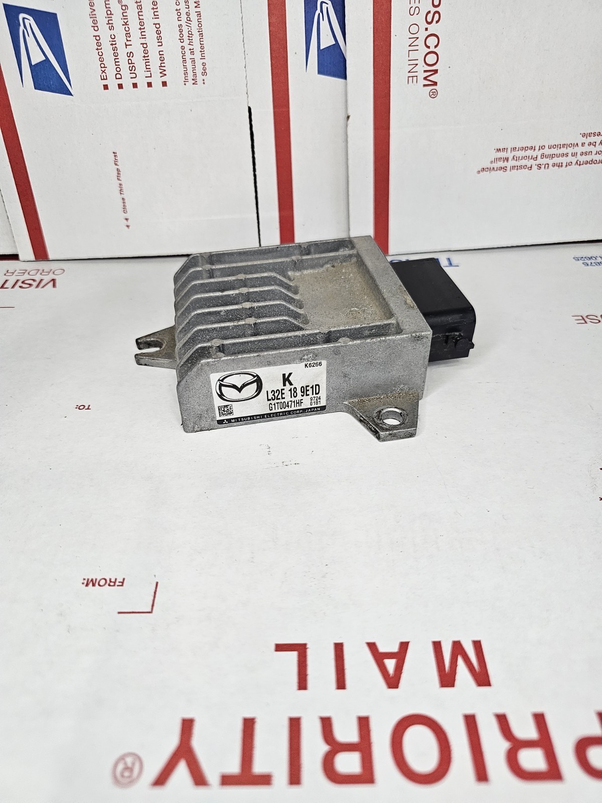 2006 06 Mazda 3 Mazda3 Transmission Control Module Computer TCM TCU L32E189E1D