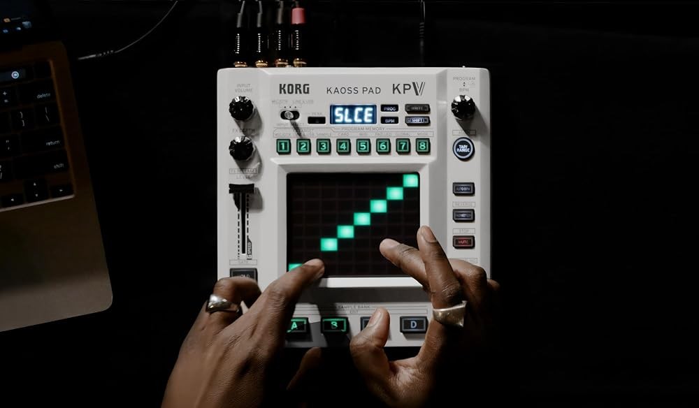 KORG KAOSS PAD V Dynamic Effects Sampler Dual Touch Voice FX Japan Import