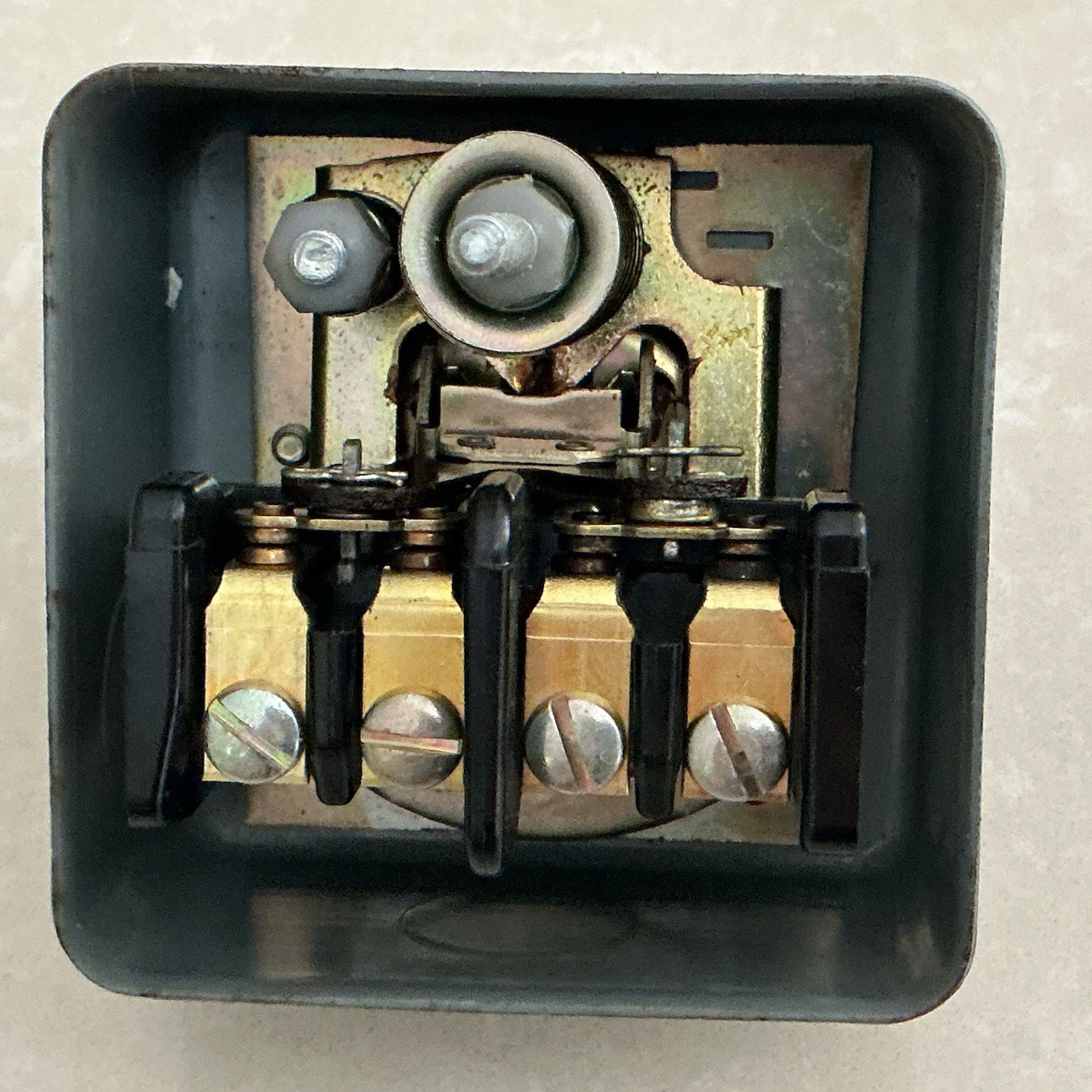 Square D Pressure Switch HHG 9013