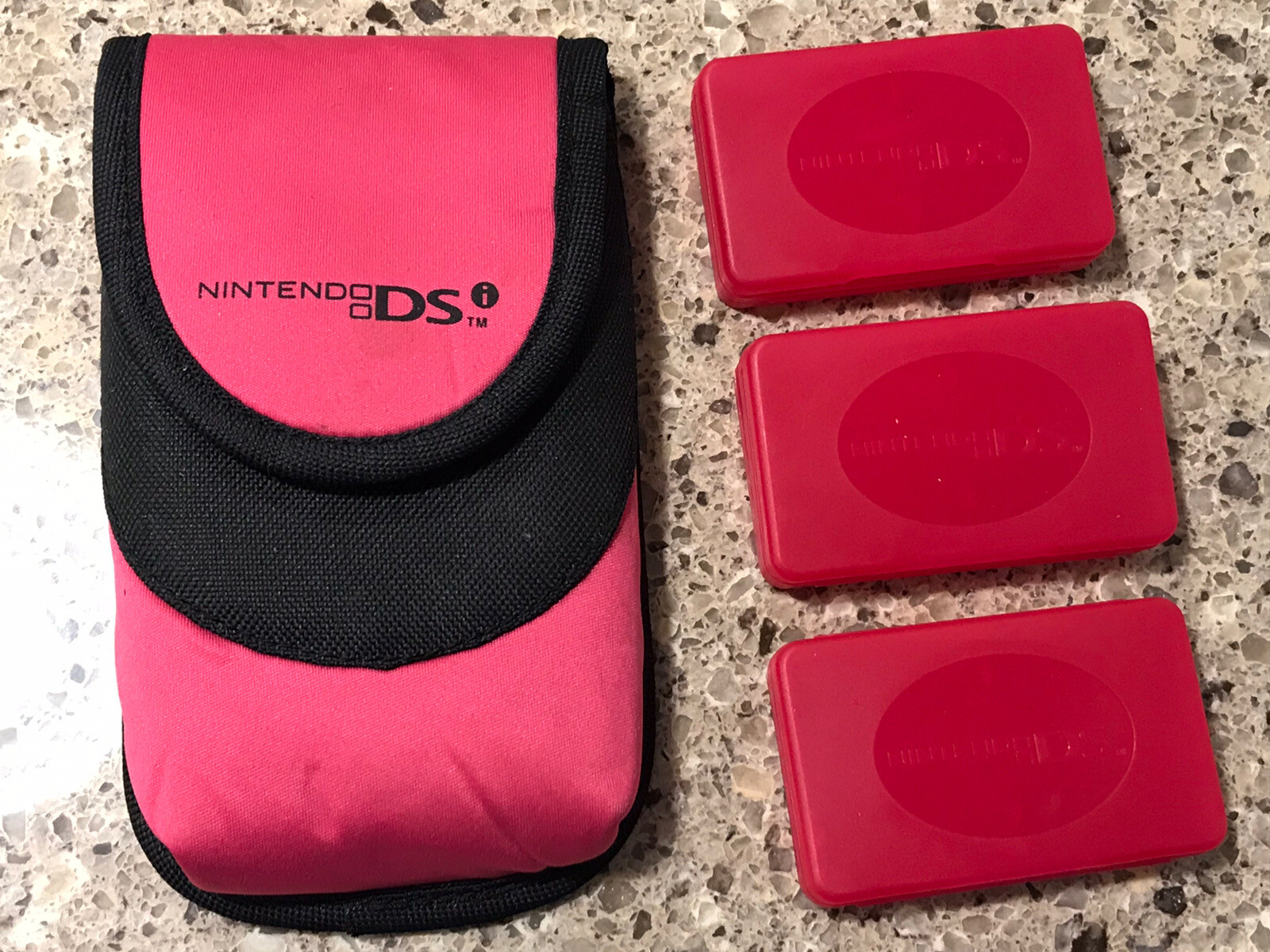 Nintendo DS Video Game Cartridge Storage Carrying Case Travel Bag Pouch Pink