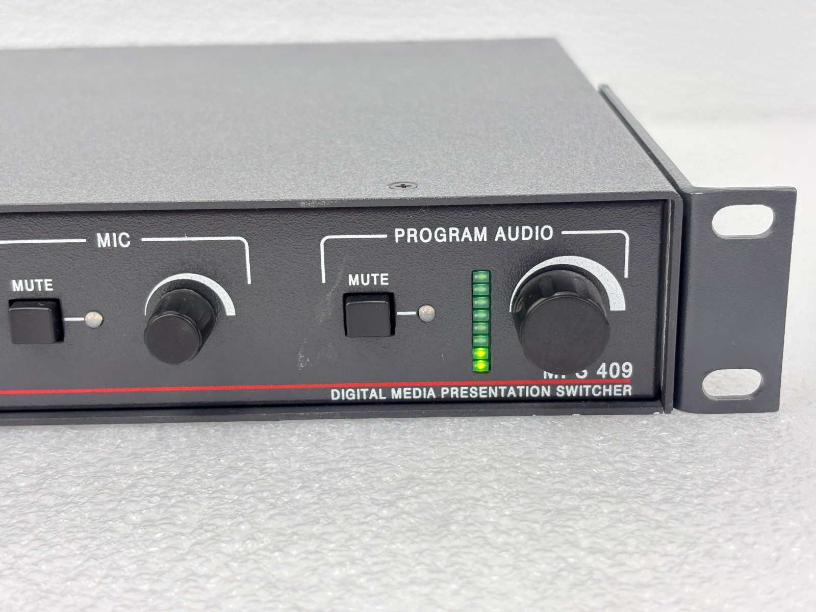 Pre Owned | Extron MPS 409 HD Digital Media Presentation Switcher Unit w Pwr Crd