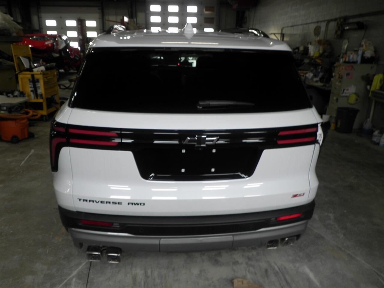 2026 Traverse Z71 Upper Air Shutter