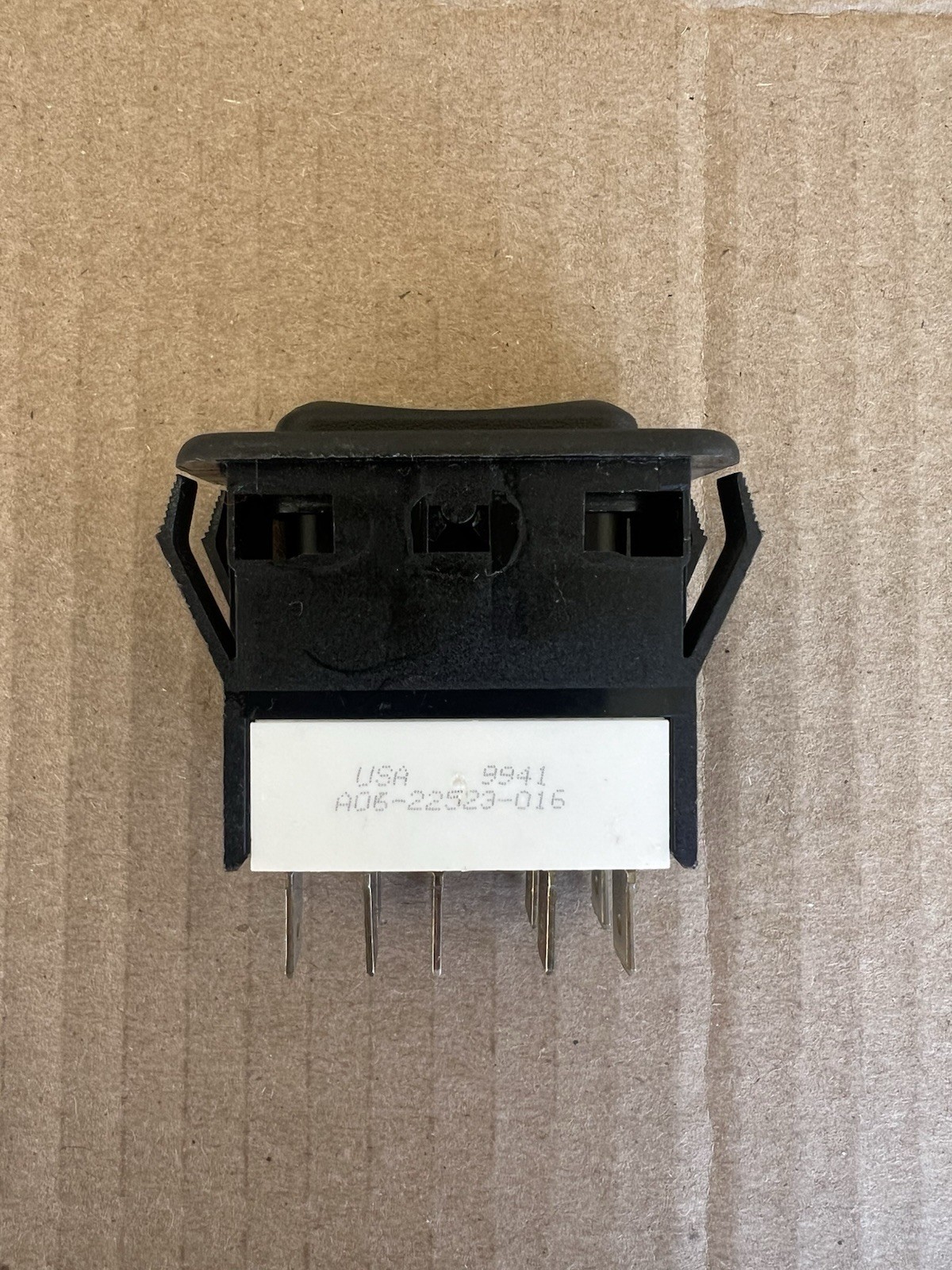 Engine Fan Rocker Switch USA9941A06-22523-016