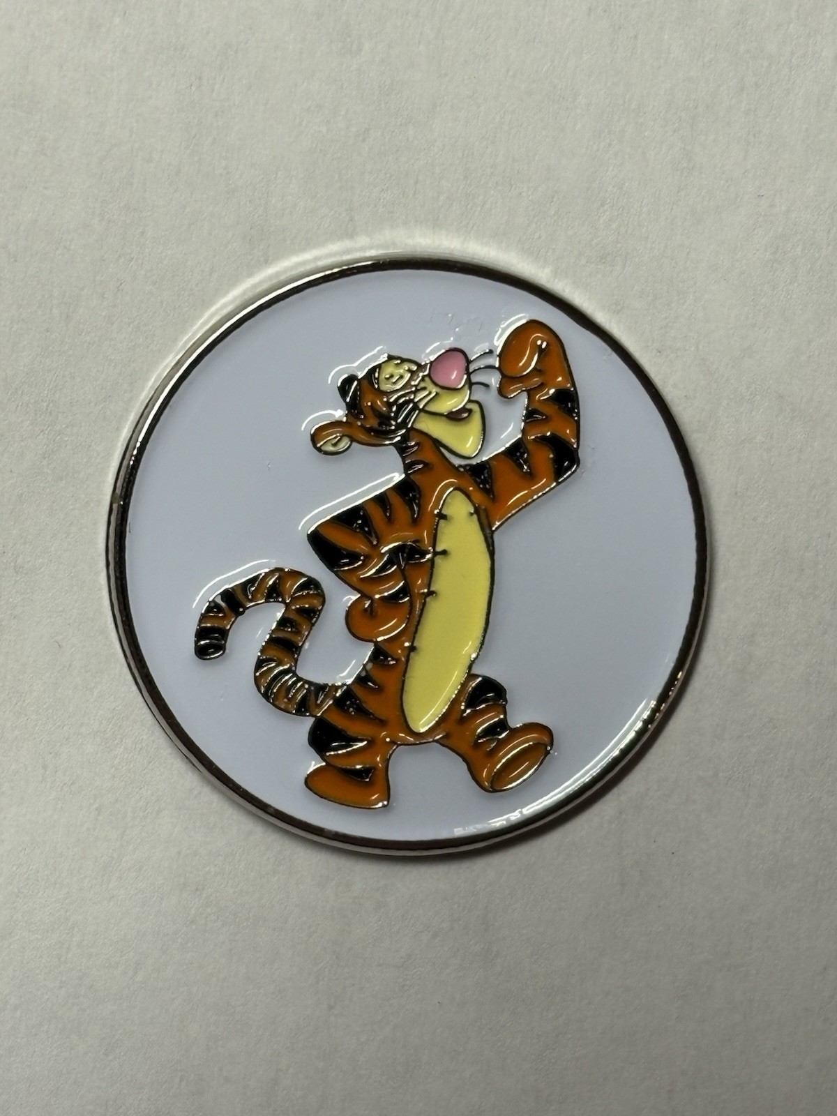 Winnie The Pooh 'Tigger' Disney Divot Tool & 1" Magnetic Coin Style Golf Marker