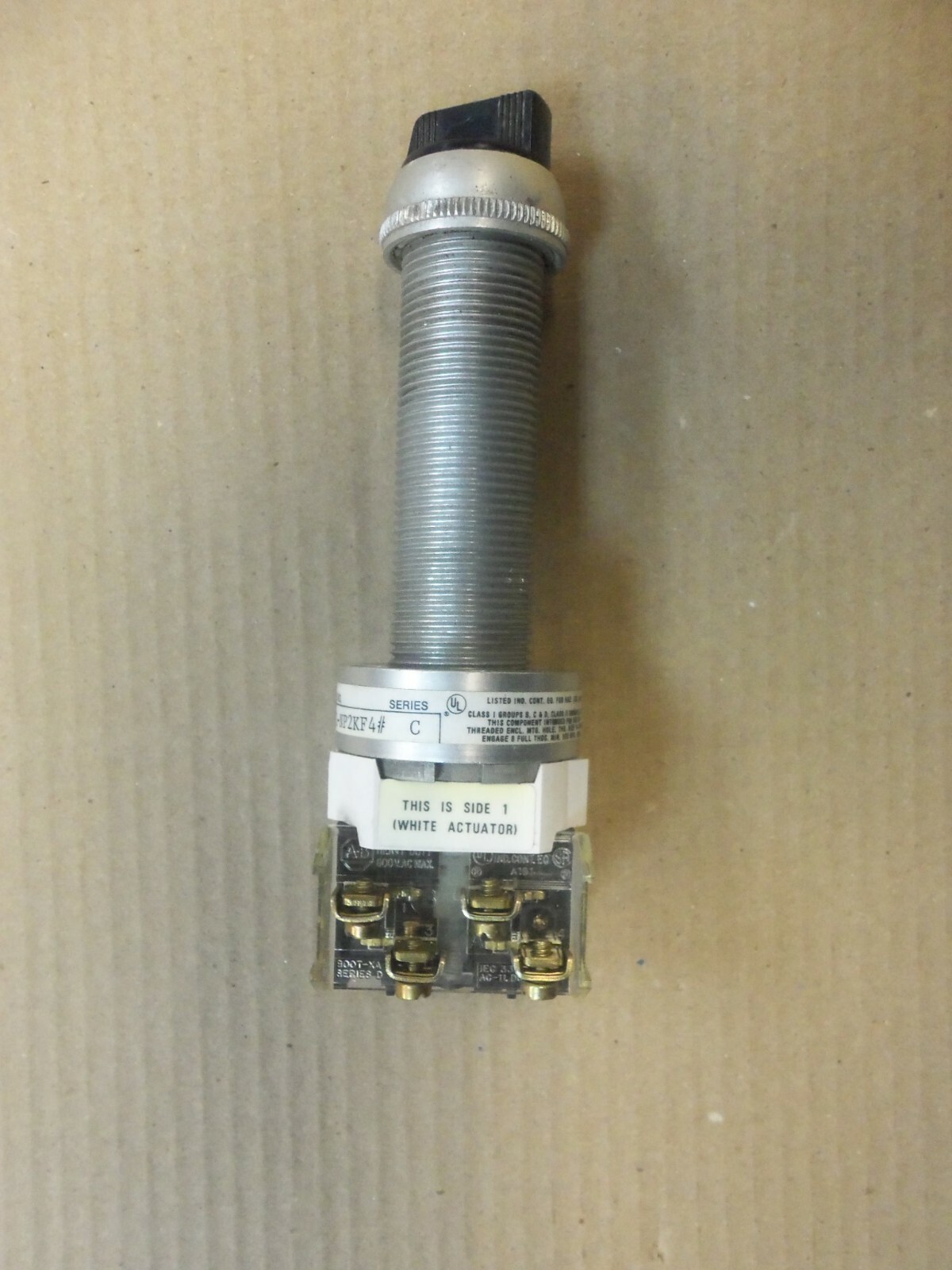 AB 800H-NP2KF4# Type 7&9 Selector Switch Explosion Proof 600v Hazardous KMGM