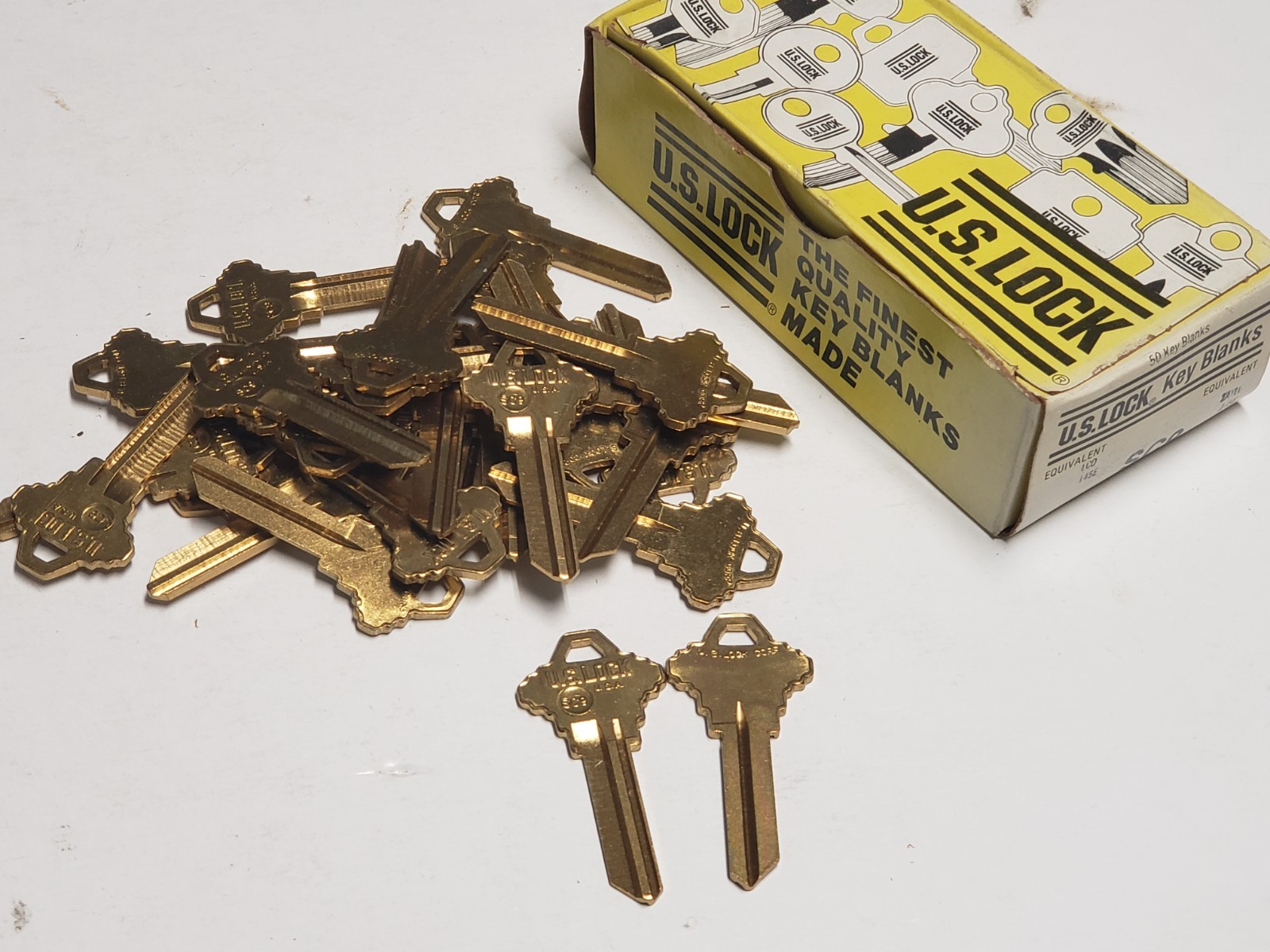 Vtg Lot of 29 U.S. LOCK Uncut Key Blanks - SC9 - ILCO, TAYLOR 145E - NOS