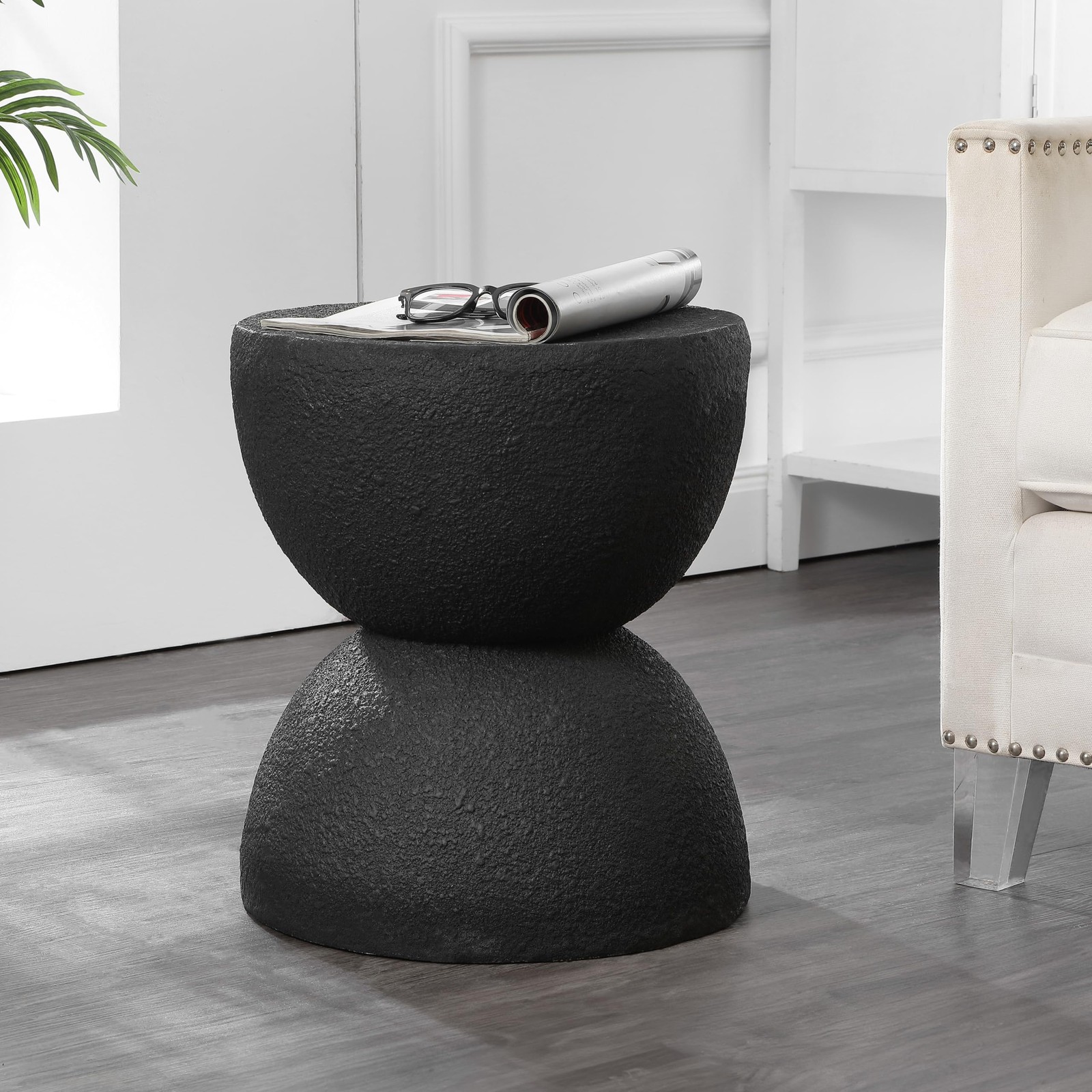 Greta 18" Mid-Century Modern Drum Accent Table - Indoor/Outdoor, Black