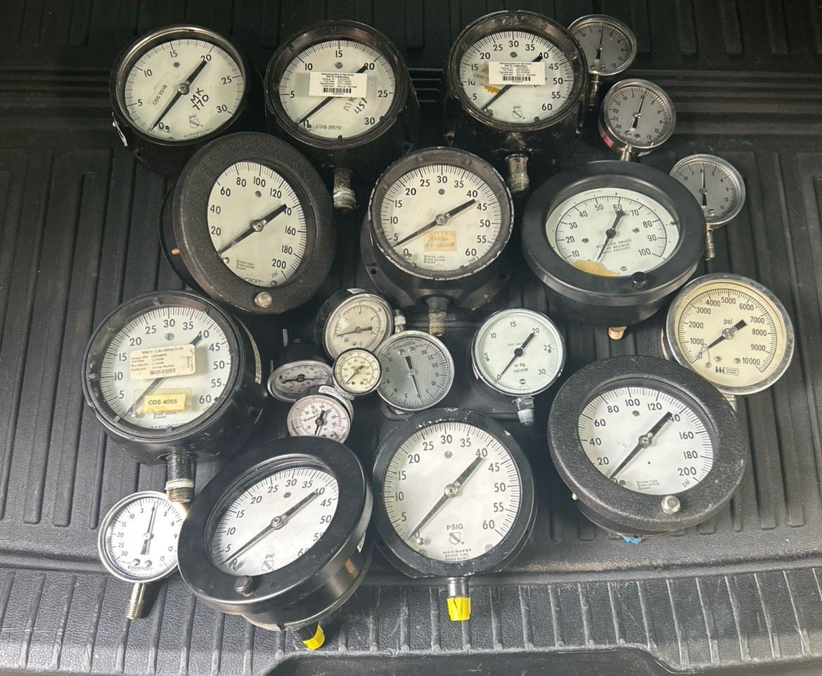 Huge Lot Of 21 Gauges/ Meters USG PSIG Ashcroft Untested