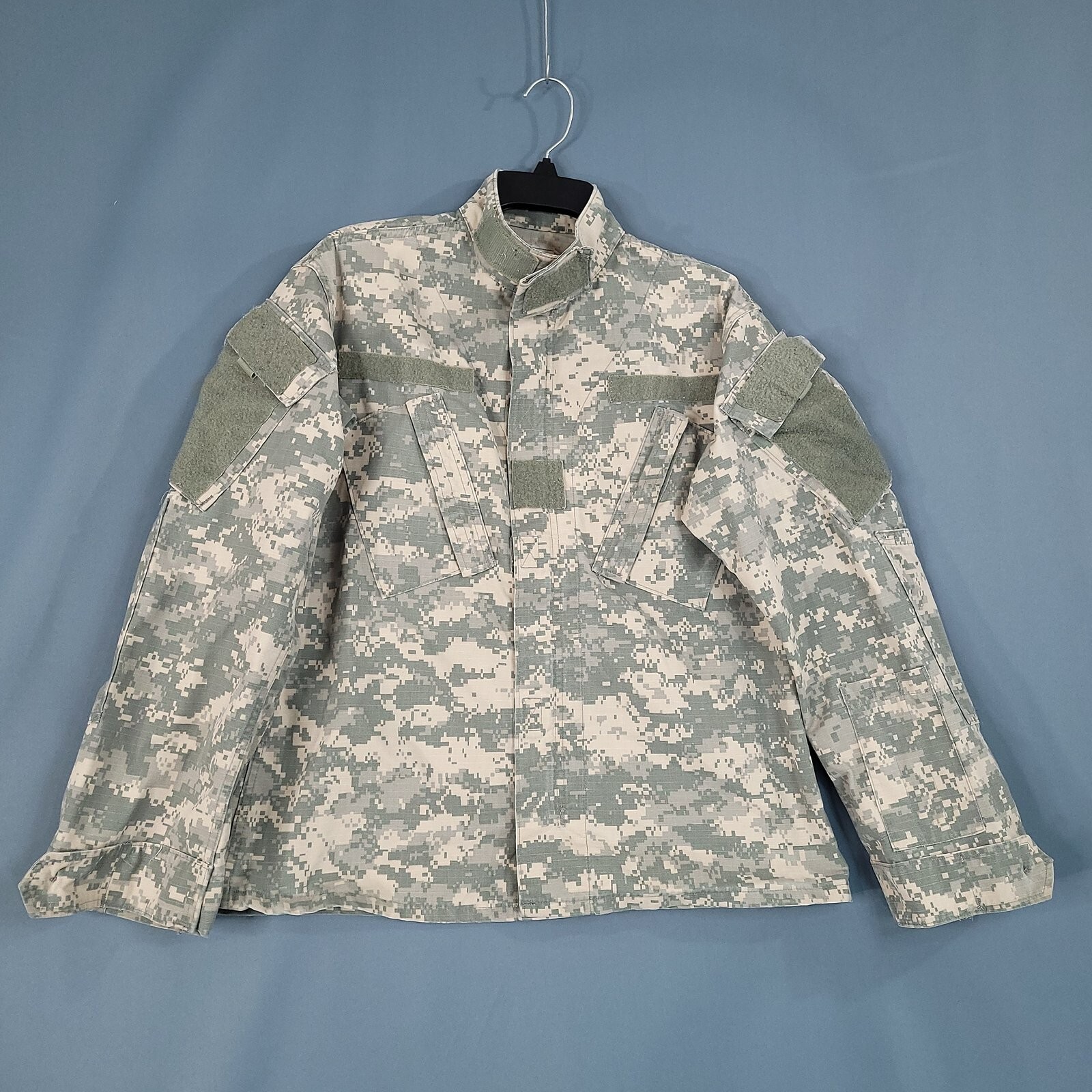 US Army Combat Uniform Digi Camo Coat Green Size S Short