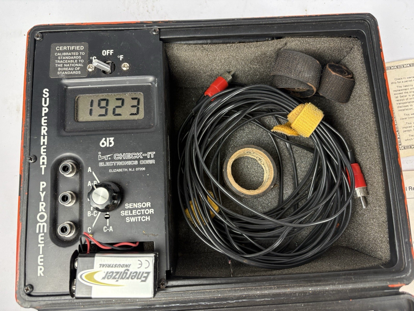 Digital Superheat Pyrometer~Check-It Electronics~Model 613 w/ Case & Probes
