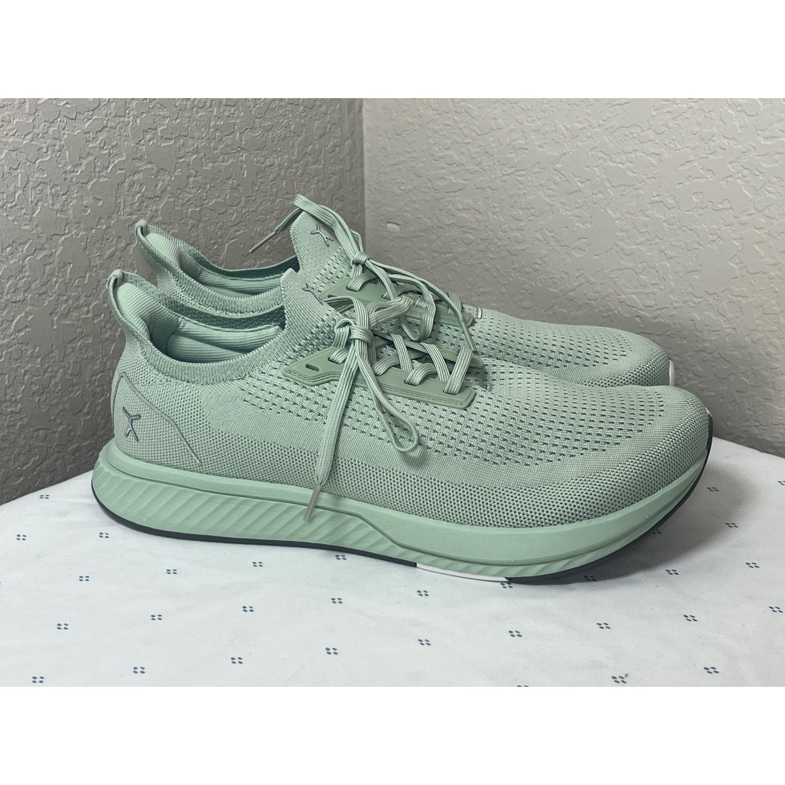 Flux Footwear Adapt Shoes Sage Green Knit Wide Toe Box Running Women 14 Men 12.5