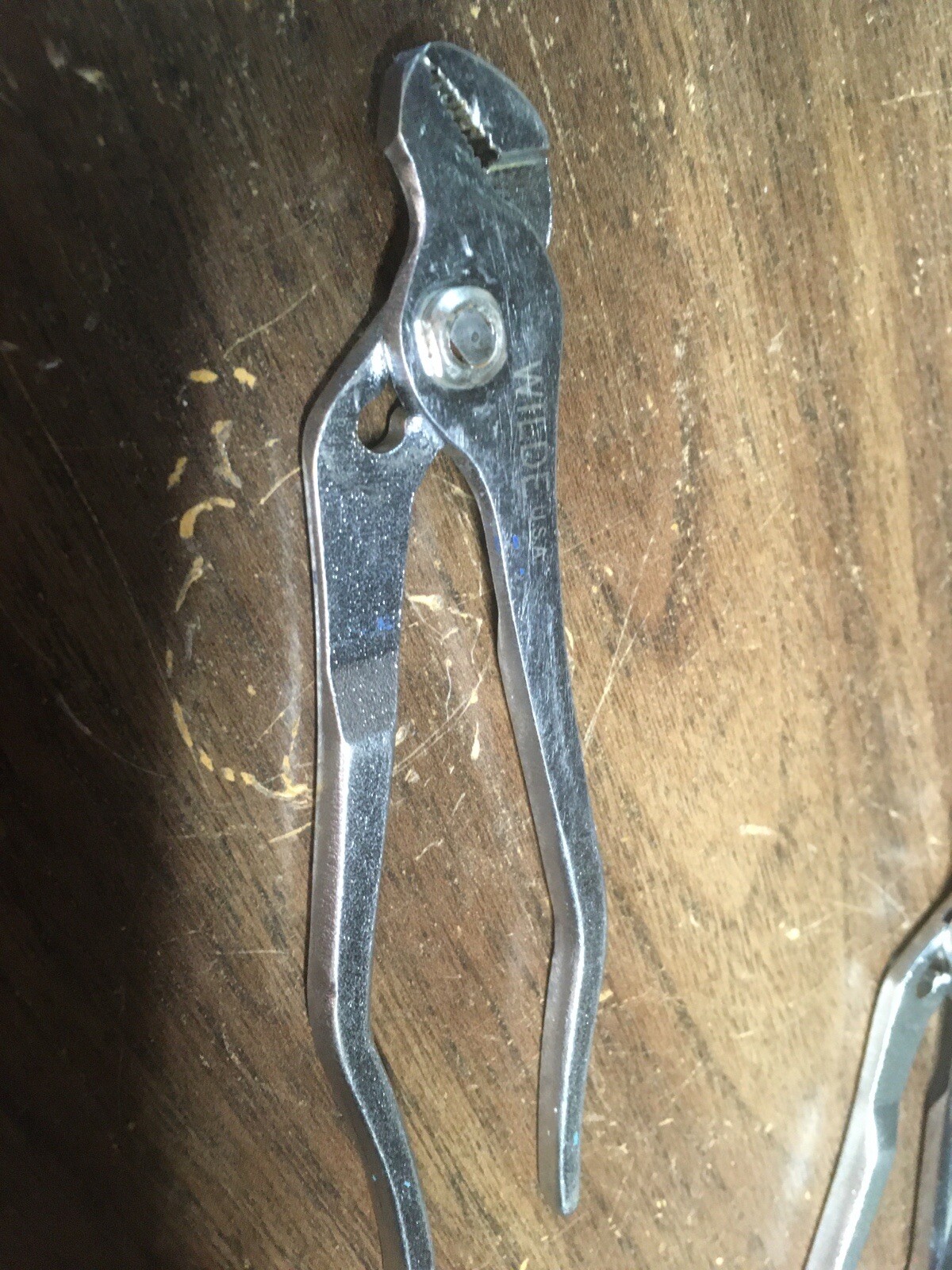 Wilde USA 5-1/4" Adjustable Pliers Chrome