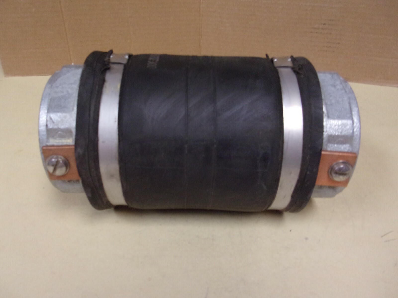 Appleton DF-300 Ductile Iron Coupling , Raintight Expansion Joint 3"