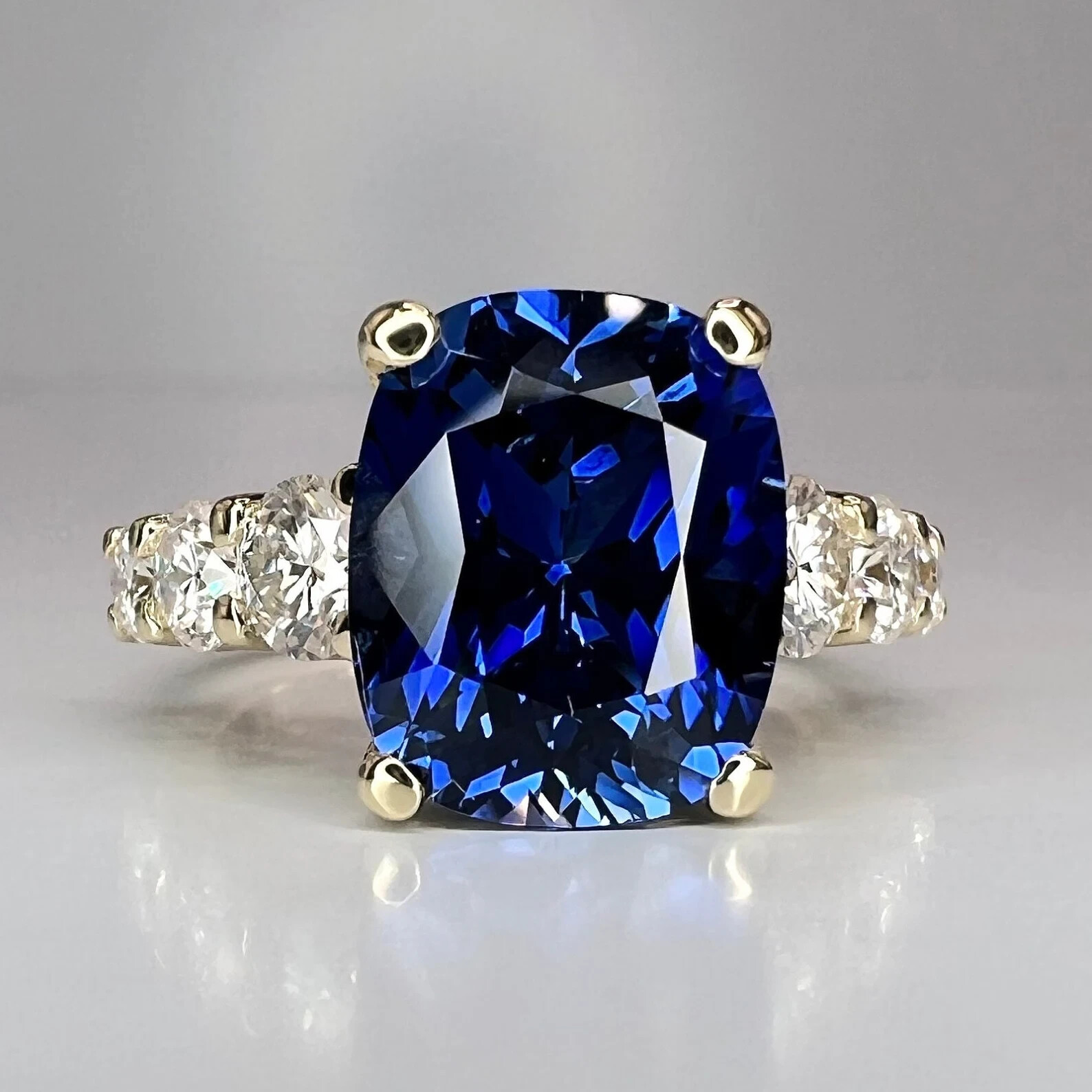 6.50 Ct Cushion Cut Natural Blue Sapphire Diamond Ring 14K White Gold Size 6 7 8