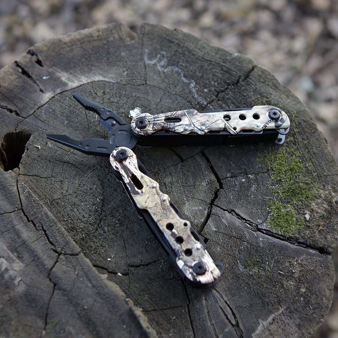 MOSSY OAK 13-in-1 Multi-tool Multi Function Pliers Folding Pocket Tool w/Sheath