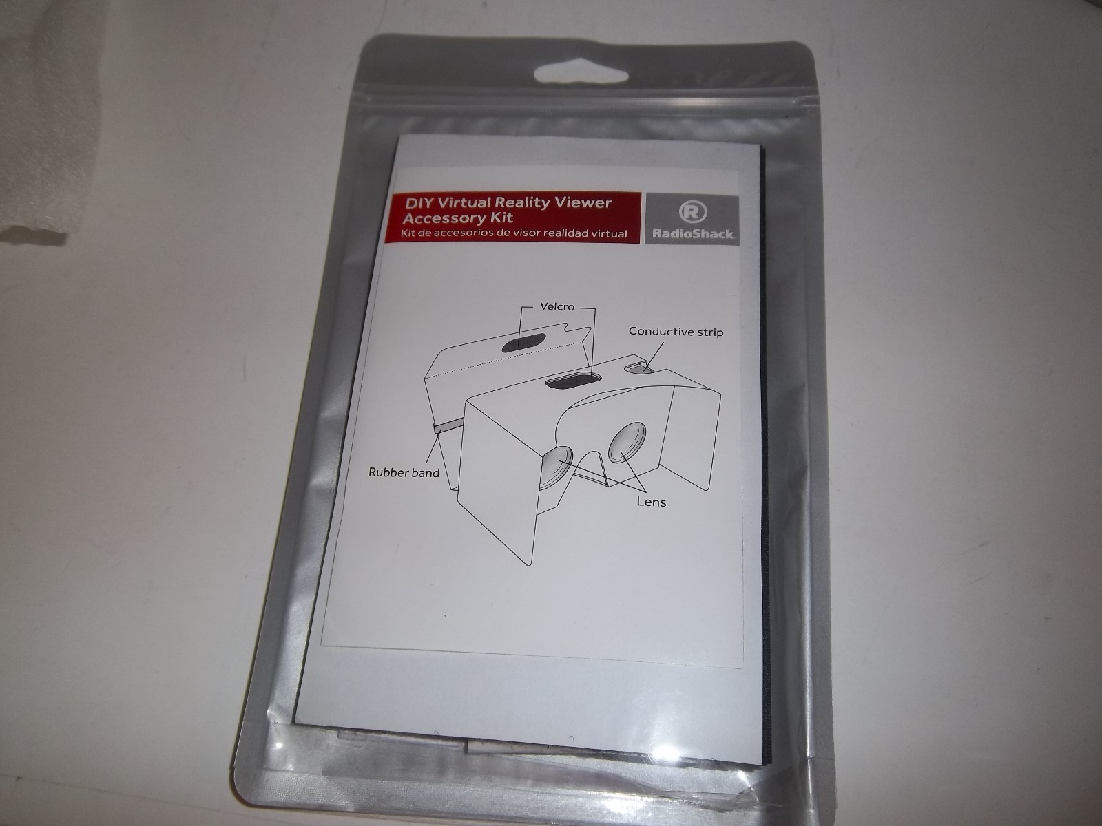 Radio Shack 1711689 DIY Virtual Reality Viewer Accessory Kit