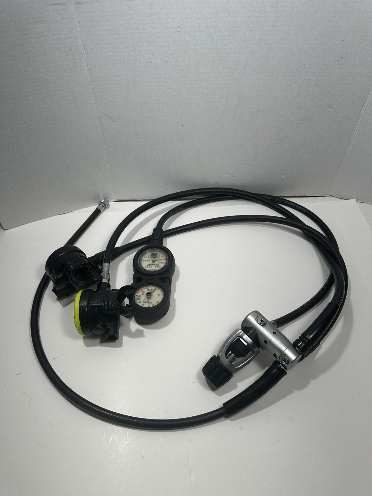 Oceanic Alpha Scuba Dive Regulator Set  Pivot Vintage UNTESTED See Pictures