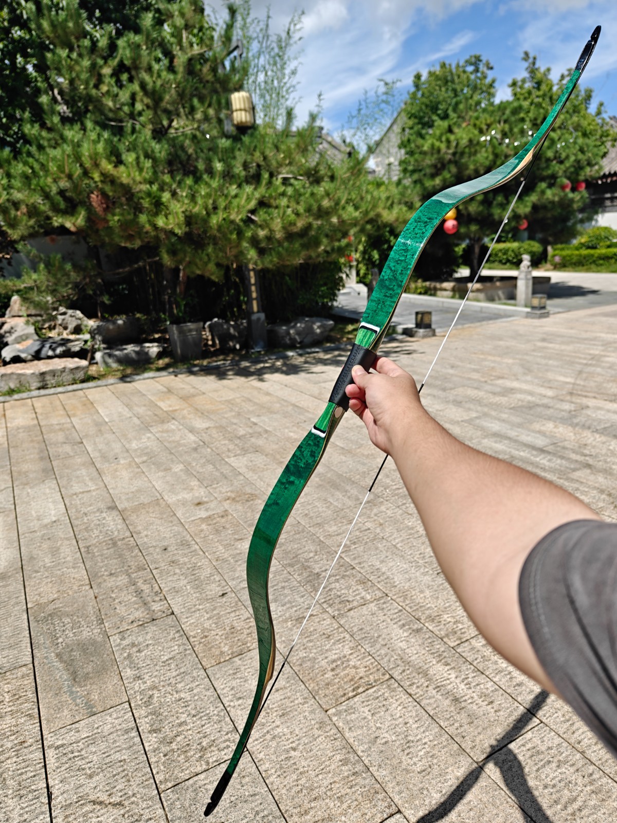 Customer Traditional Recurve Bow ZhuRan Gen2 Longbow Hunting Bow for Adult 47lbs