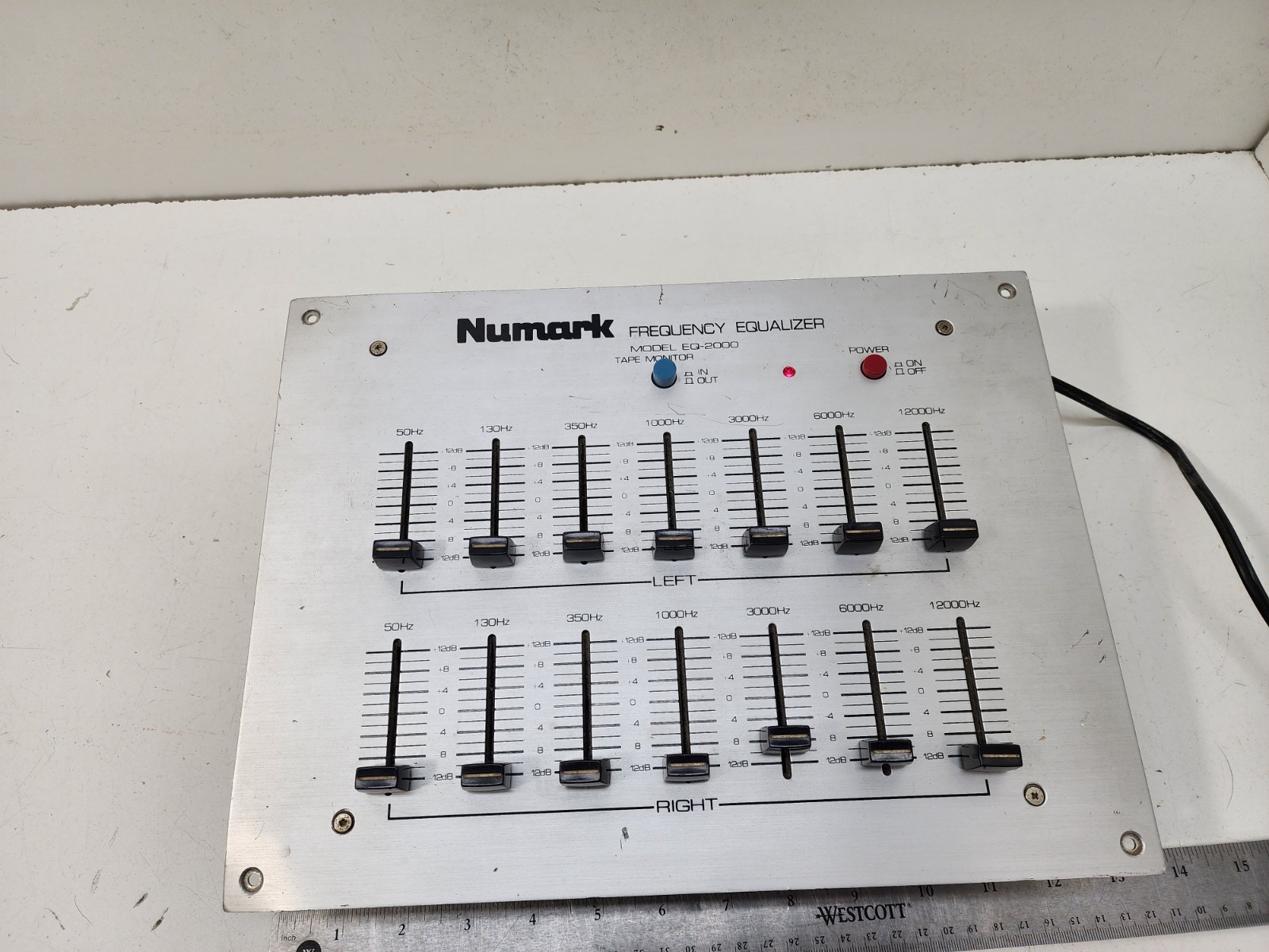NUMARK FREQUENCY EQUALIZER MODEL EQ-2000 TAPE MONITOR UNTESTED POWERS ON