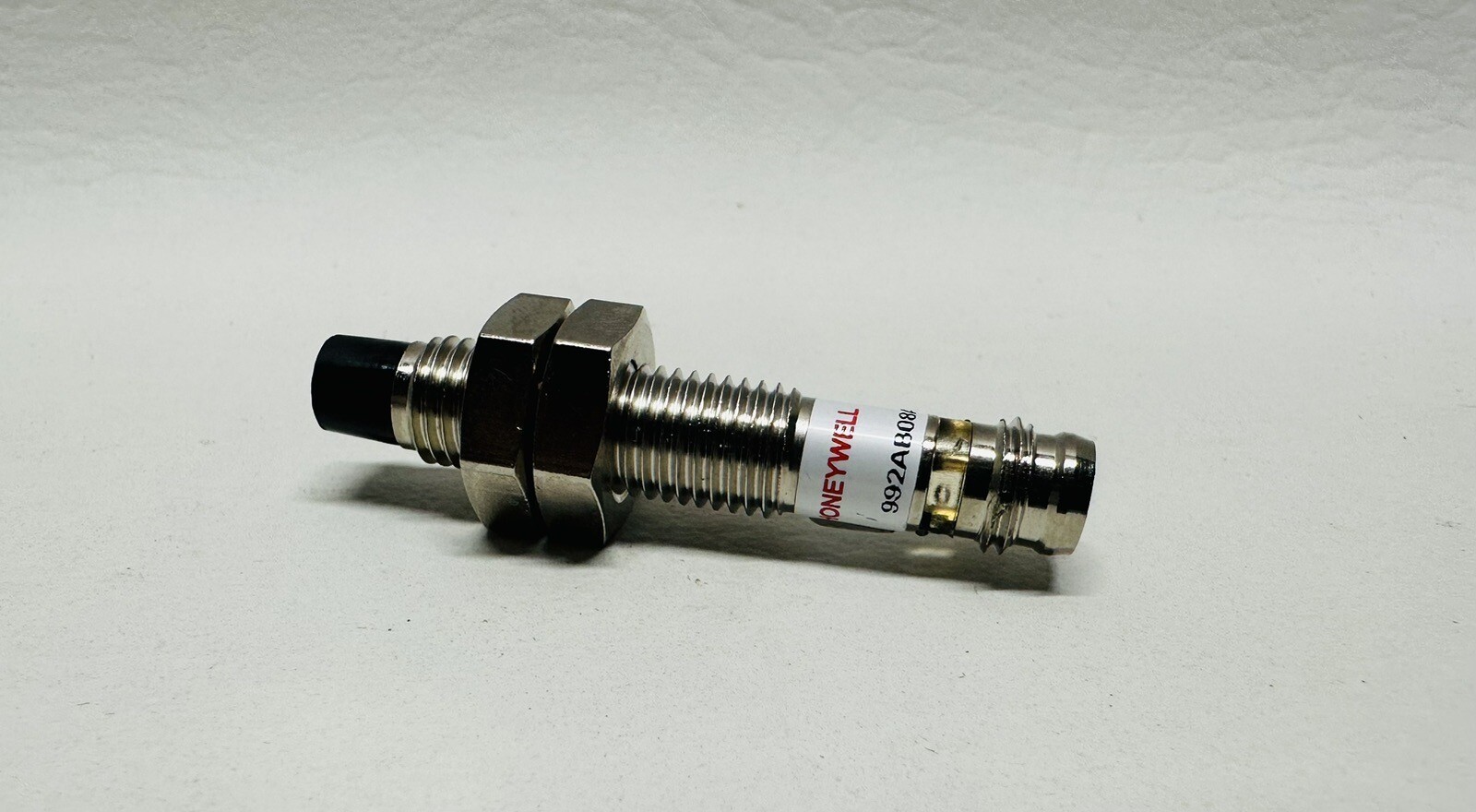 NEW Honeywell 992AB08AN-S Proximity Switch