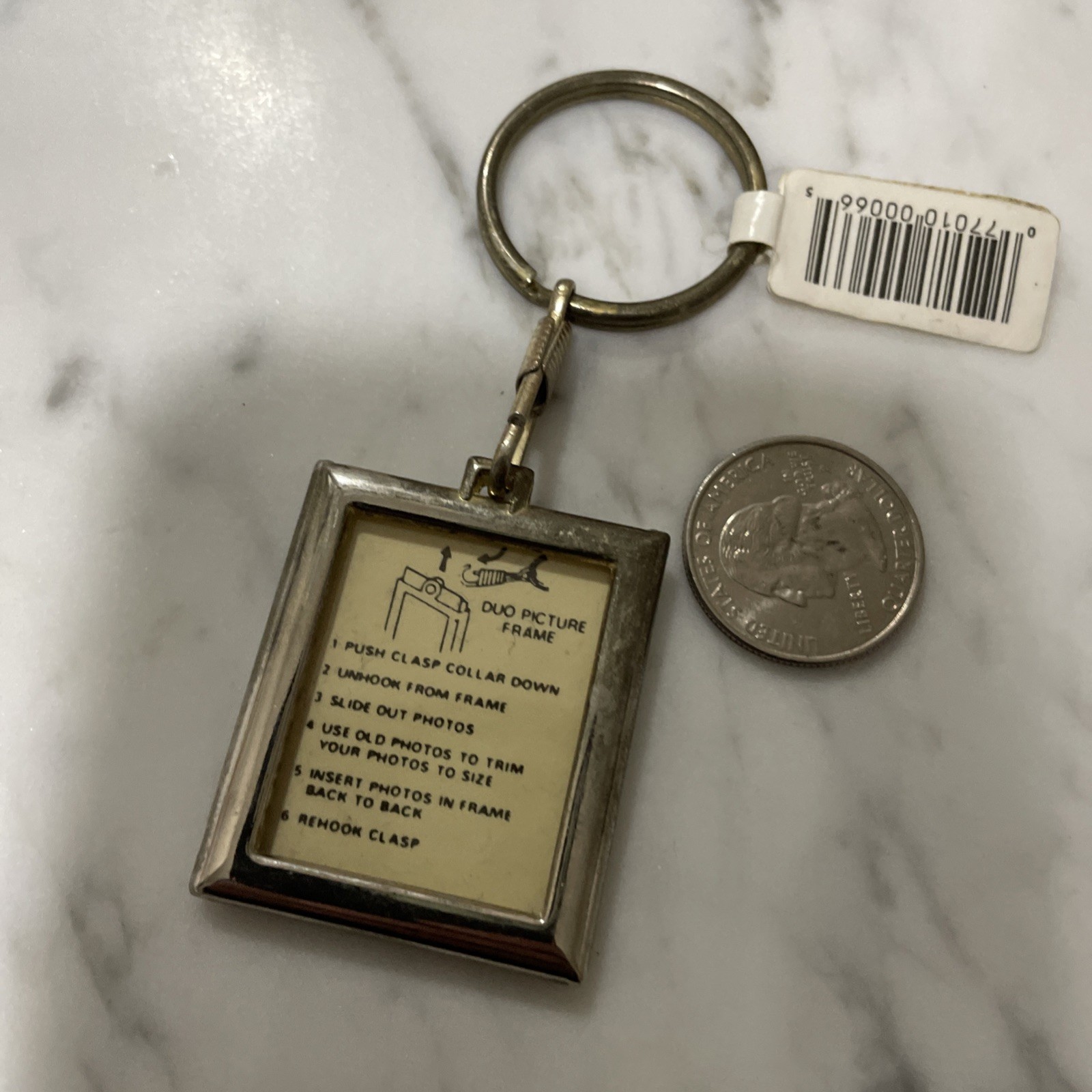 VTG Picture Frame Key Ring