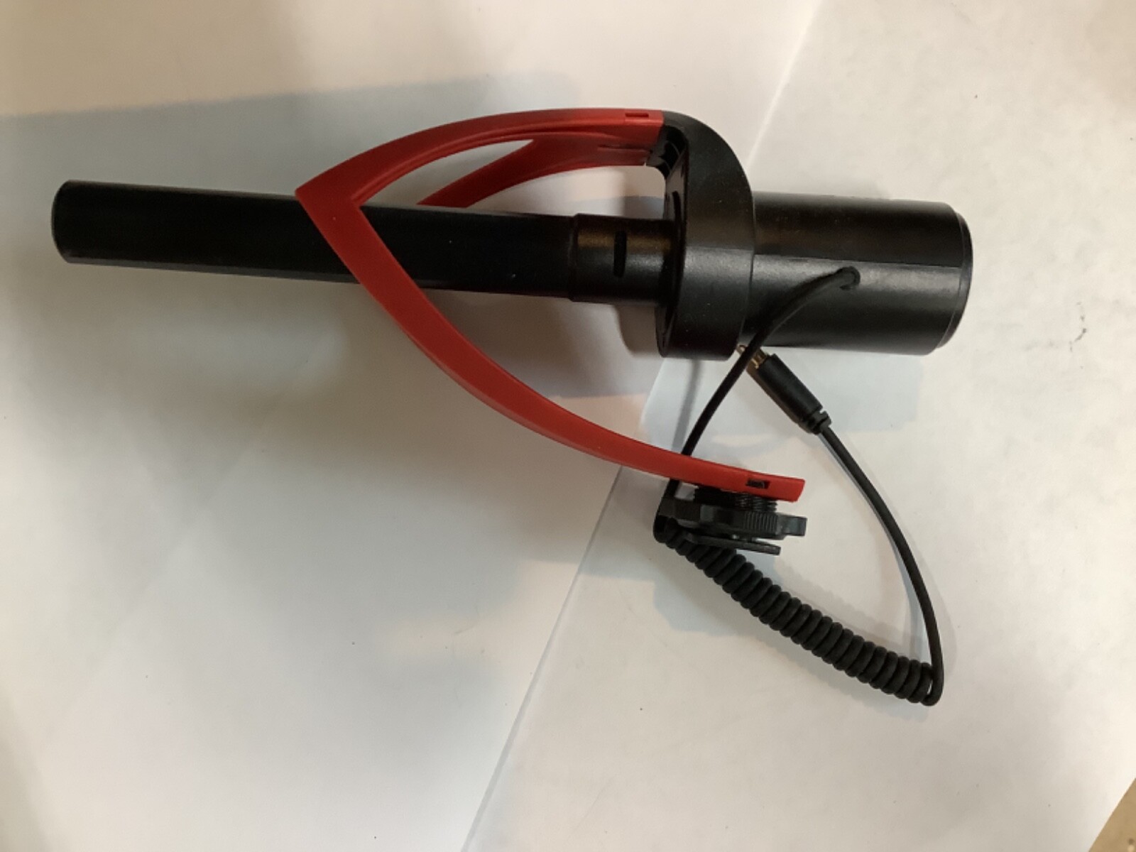 Commander Optics V30 Professional Directional Condenser Shotgun Microphone