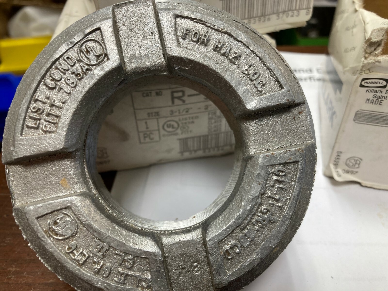 Hubbell Killark R-96 Explosion Proof Reducer, Aluminum, 3-1/2" to 2", Hzd Local