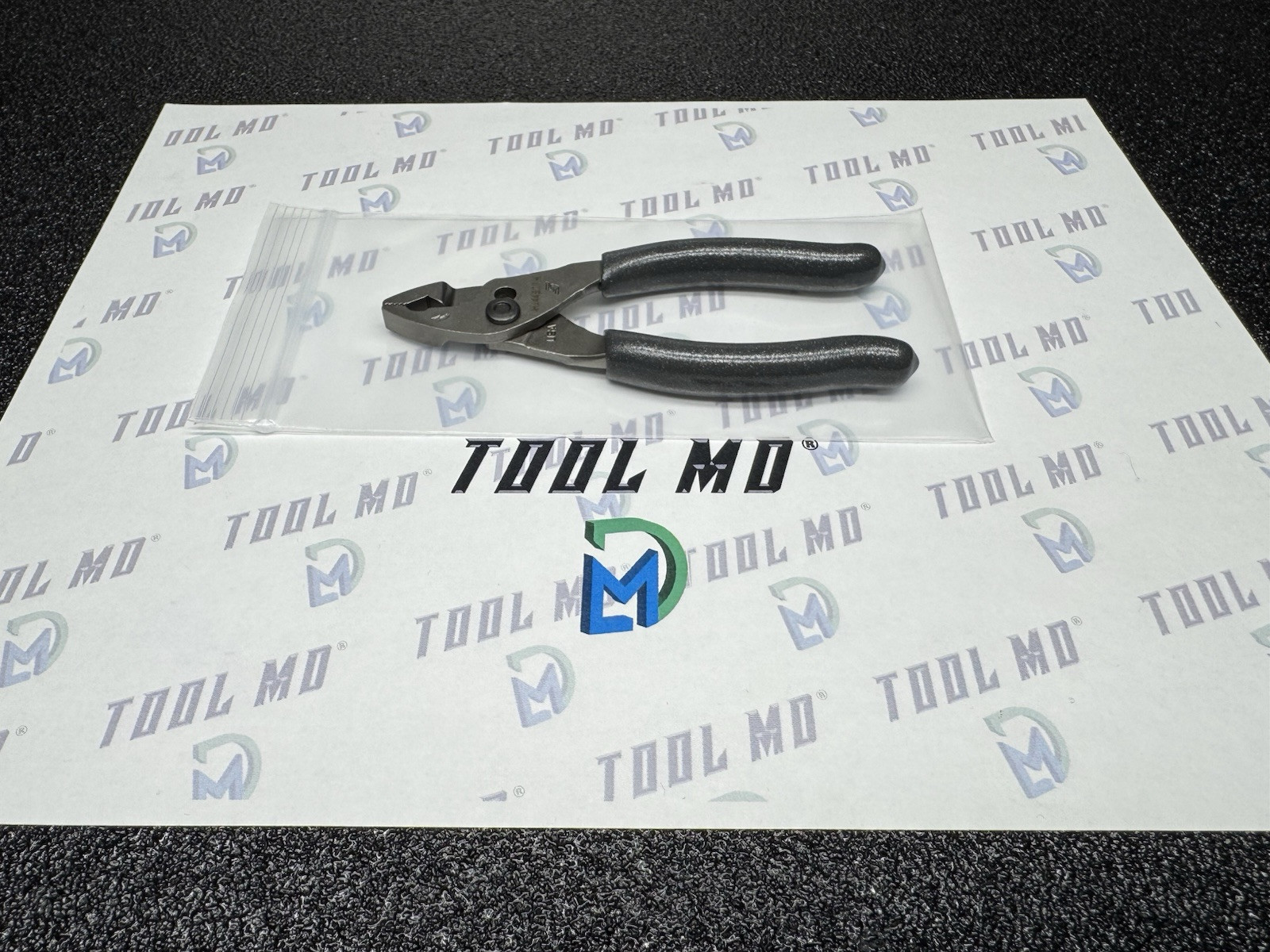 Snap-on Tools DARK TITANIUM Soft Grip Mini FlankJaw Slip Joint Pliers HJ44BCFDT