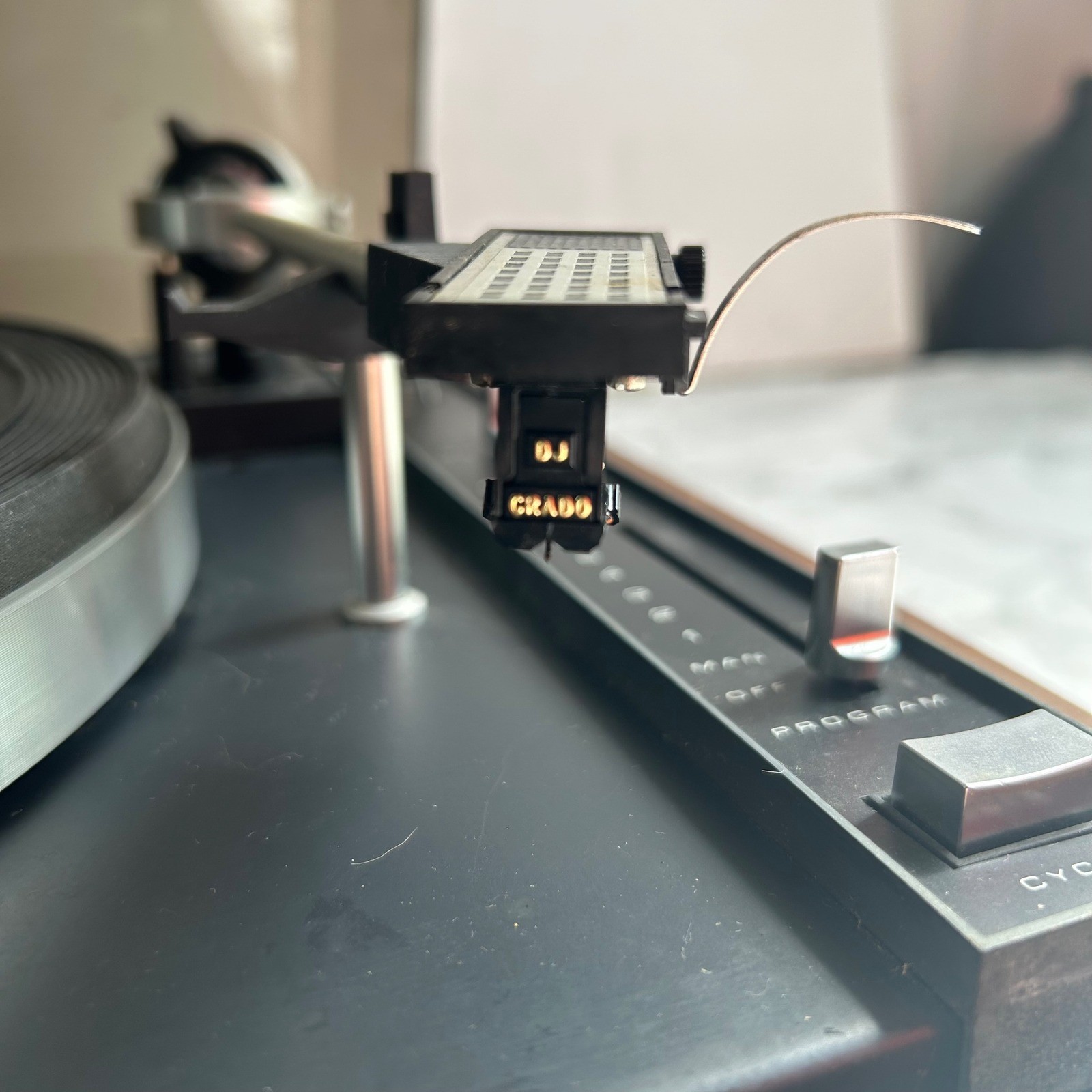 BIC 980 Belt Drive Turntable Vintage Record Player with Grado DJ Cartridge Wood