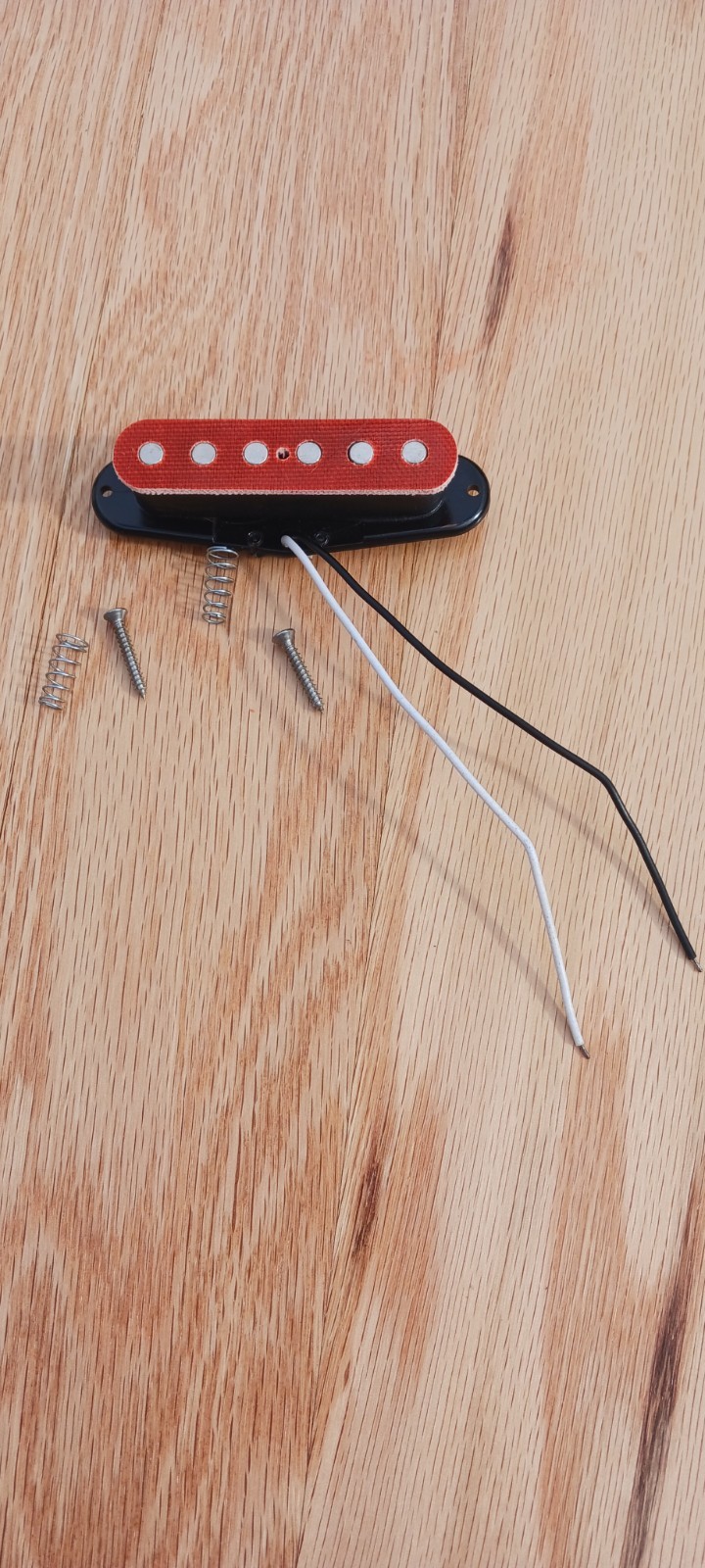 EVH Frankenstrat / Frankenstein Phenolic Top on a Single Coil Pickup
